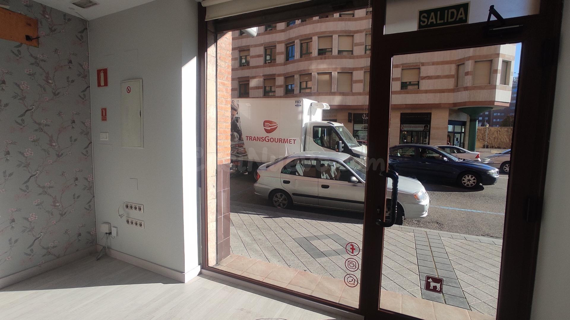 Local comercial 70m² en alquiler - Paseo Zorrilla - foto 3