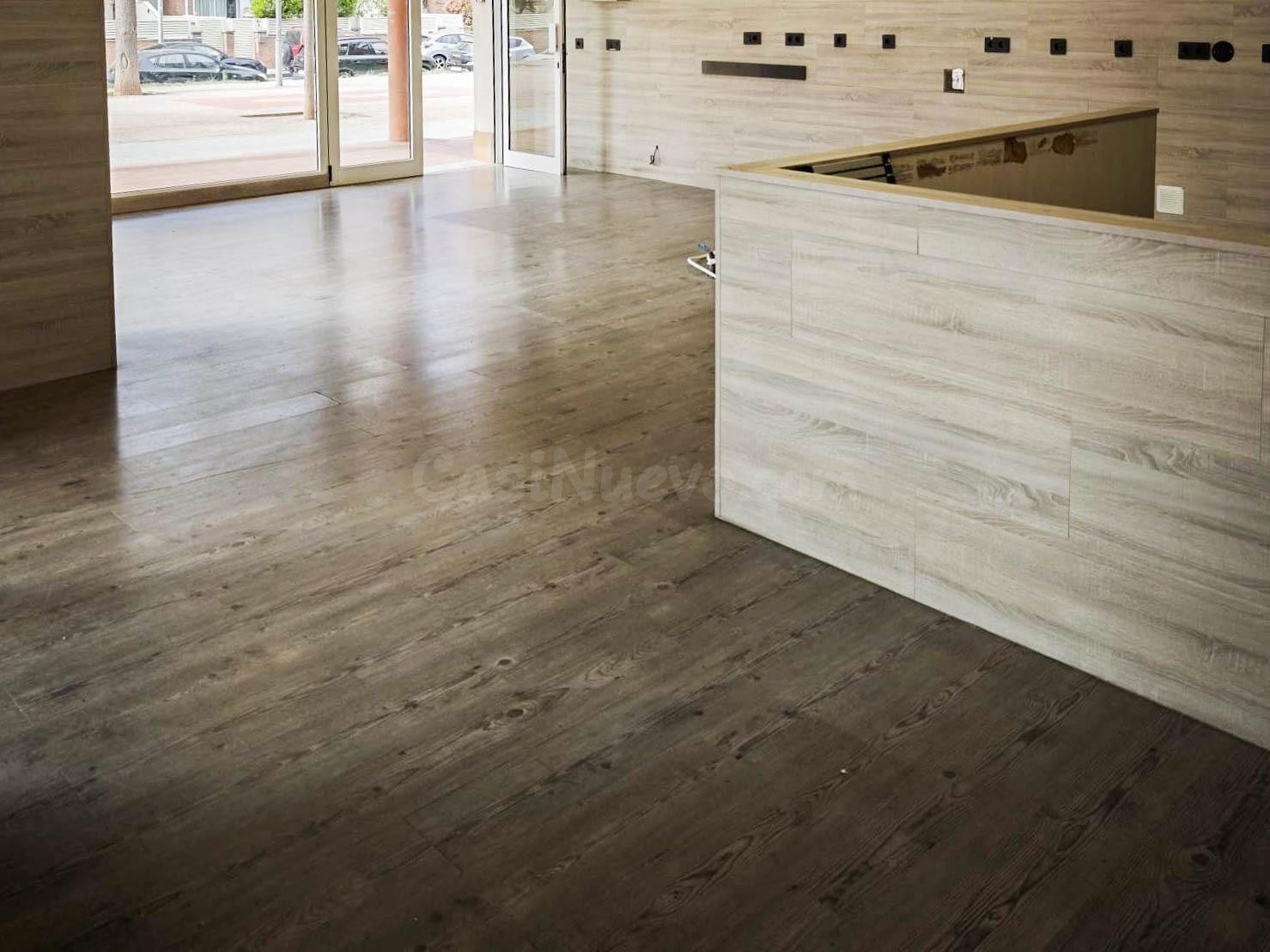 Local comercial en alquiler con gran terraza en Els Closos,  - foto 3