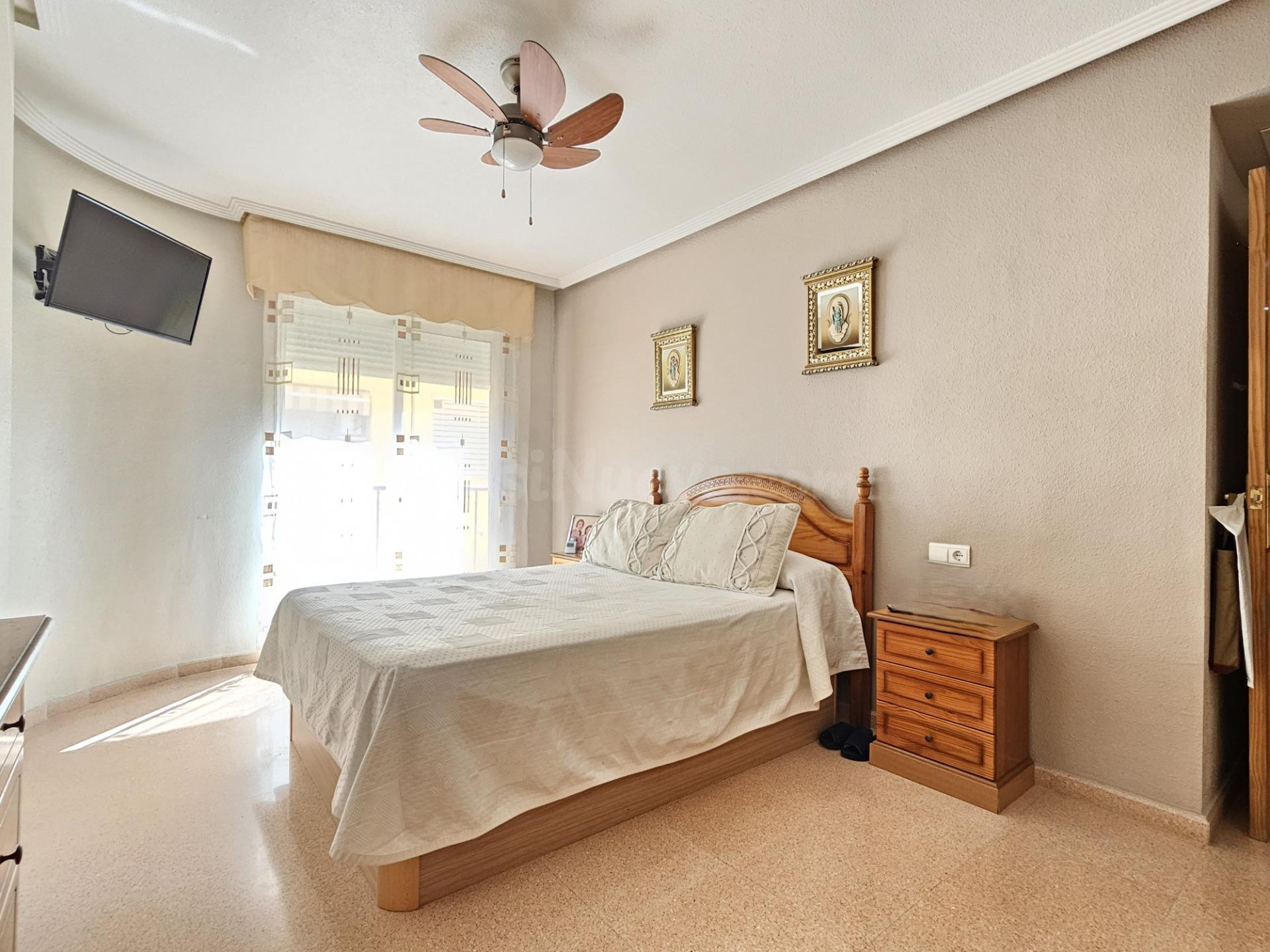 PISO VPO DE 3 habitaciones CON GARAJE Y TRASTERO EN LA ZONA  - foto 3