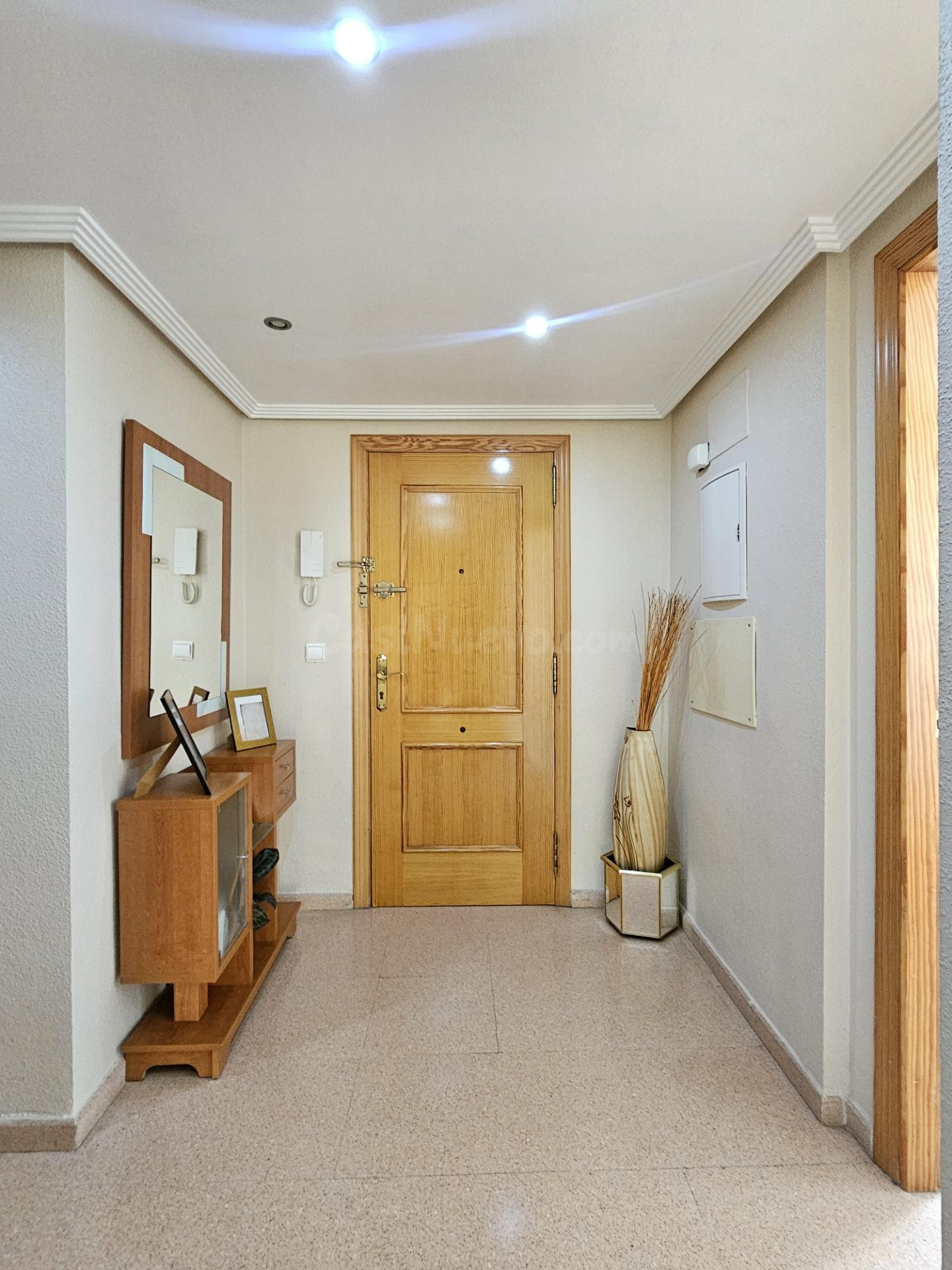 PISO VPO DE 3 habitaciones CON GARAJE Y TRASTERO EN LA ZONA  - foto 5