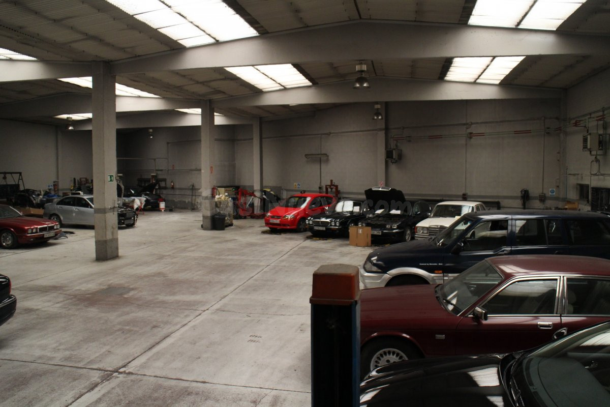 Local comercial 2000m² en venta - Arco de Ladrillo - foto 3
