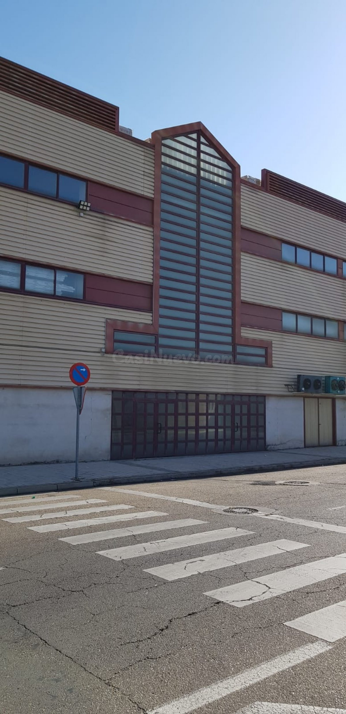 Oficina 400m² en alquiler - La Victoria
