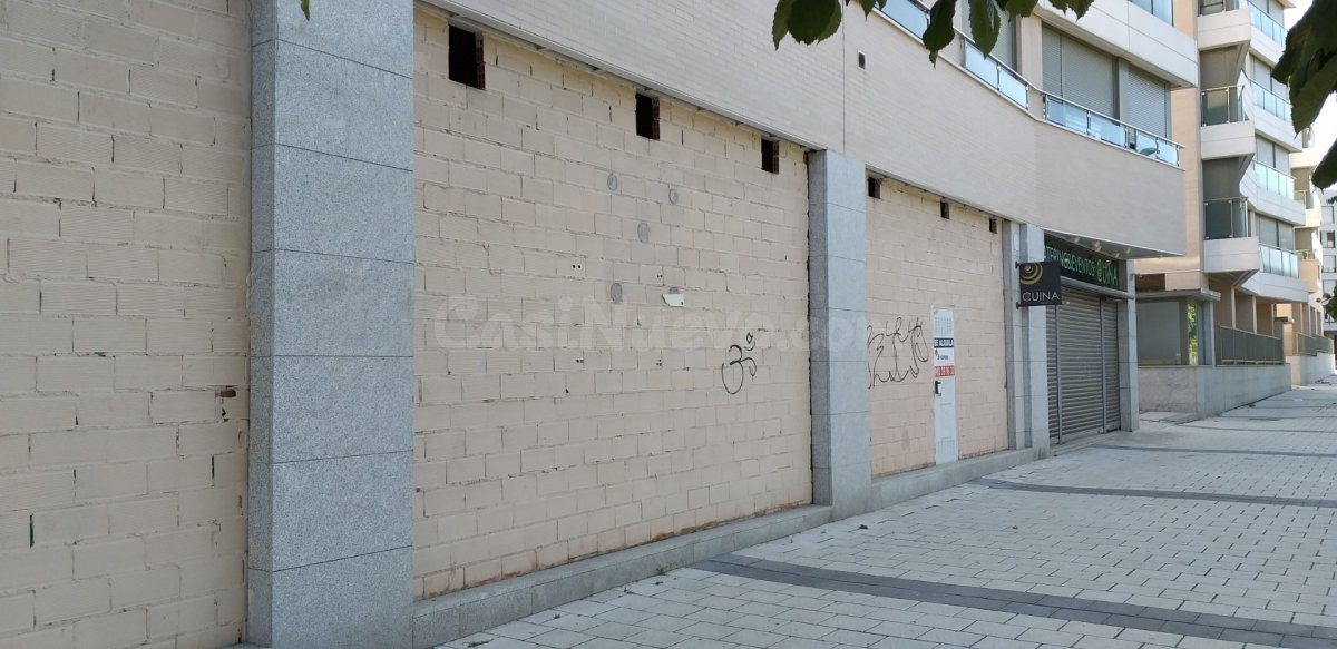Local comercial 97m² en venta - Pinar de Jalón