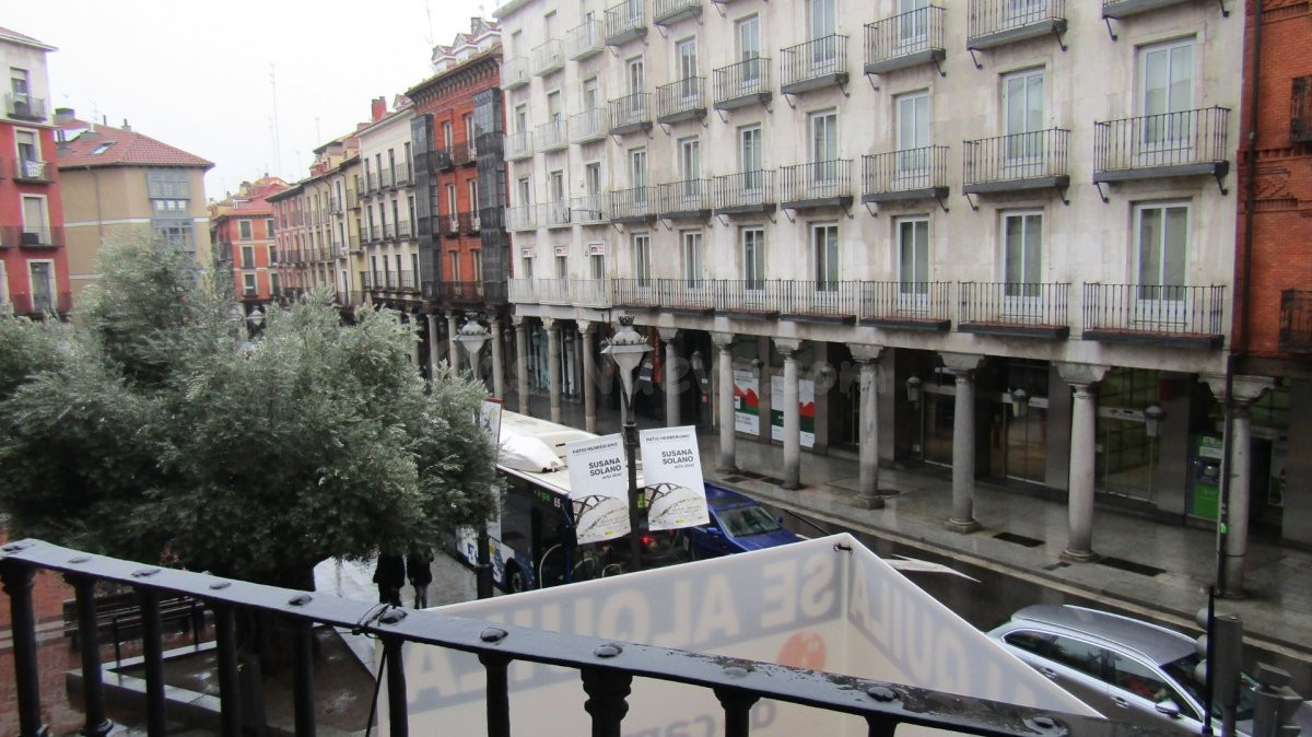 VENTA PISO SEMINUEVO, CENTRO VALLADOLID. IDEAL INVERSORES. - foto 2