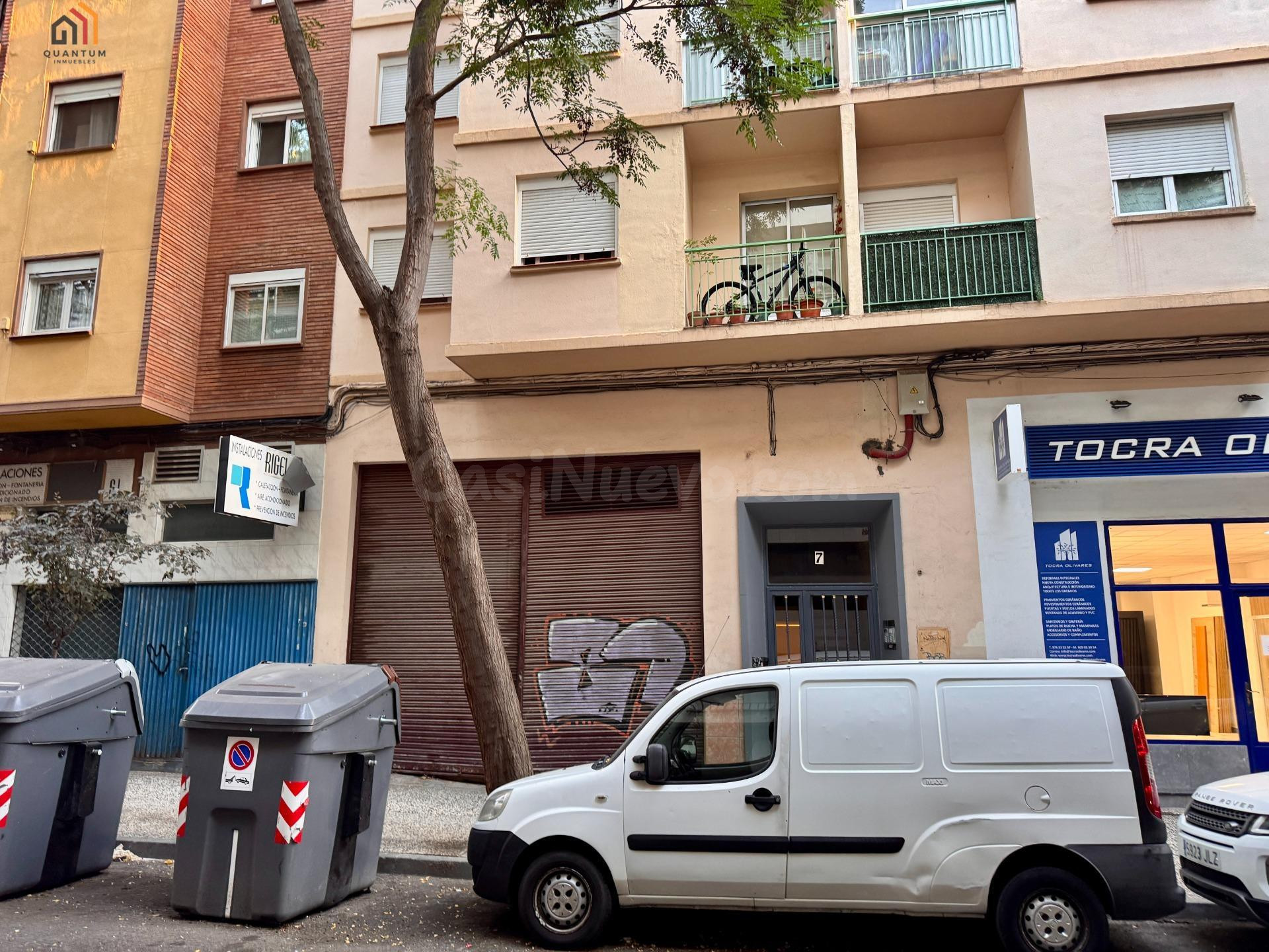 LOCAL EN CALLE FRAY JUAN REGLA