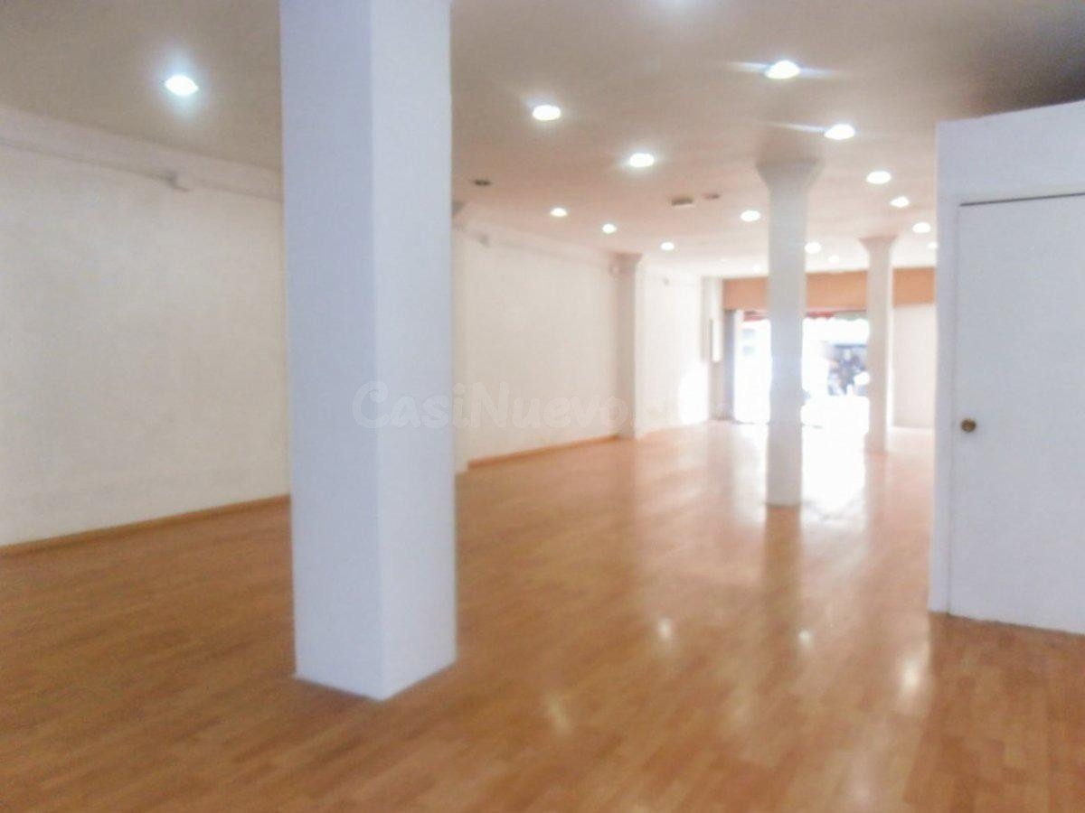 Local diáfano en venta, Sabadell, zona  Creu de Barbera