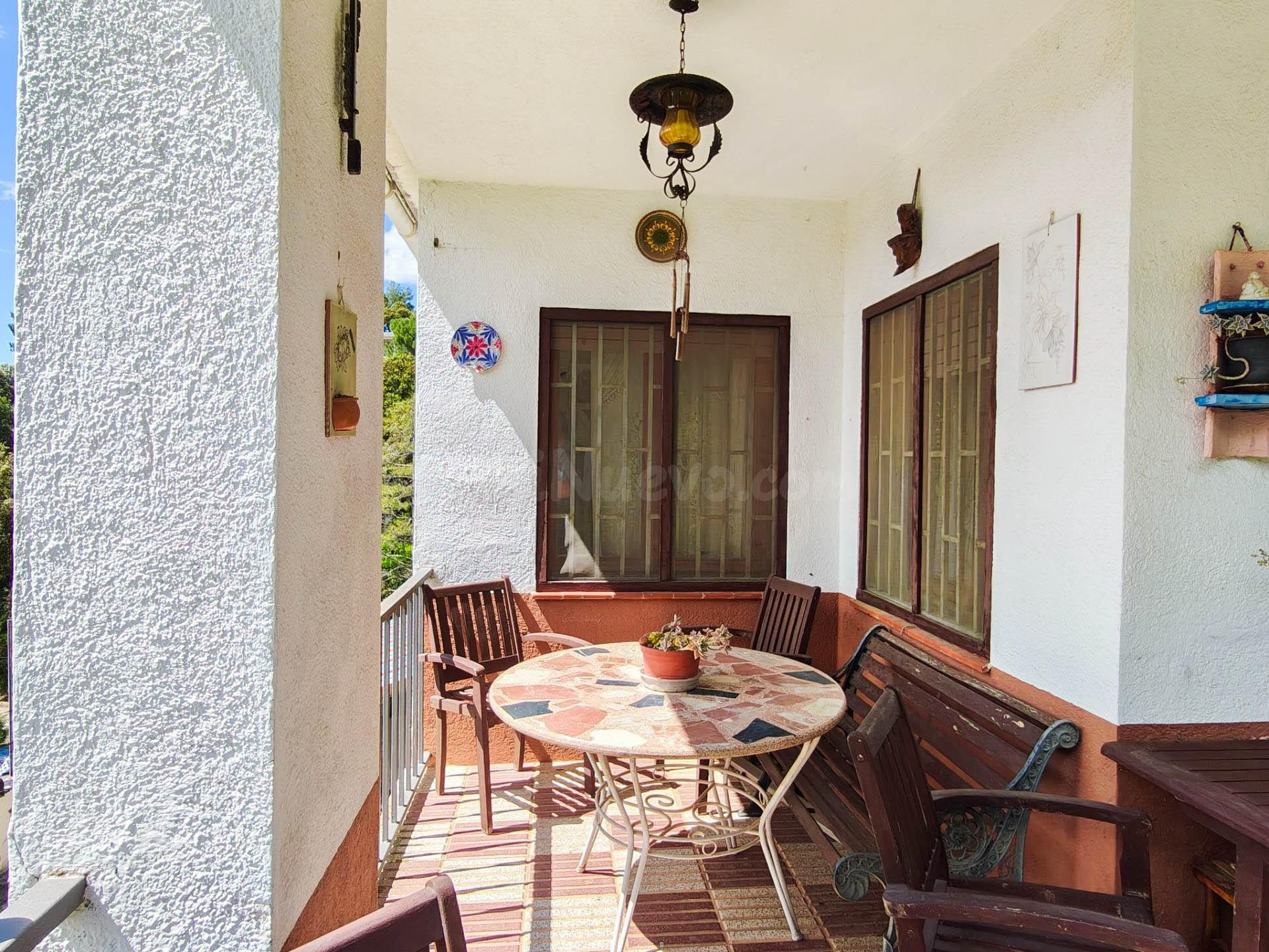 CASA UNIFAMILIAR, CON DOS VIVIENDAS, EN VENTA A 4 VIENTOS, C - foto 3