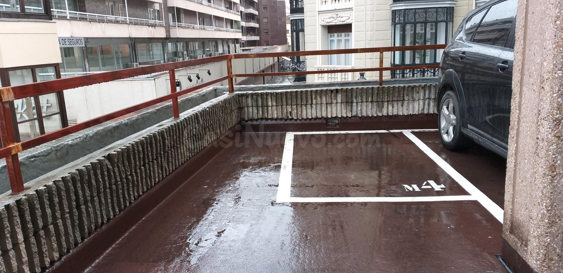 Parking de moto 8m² en alquiler - Centro