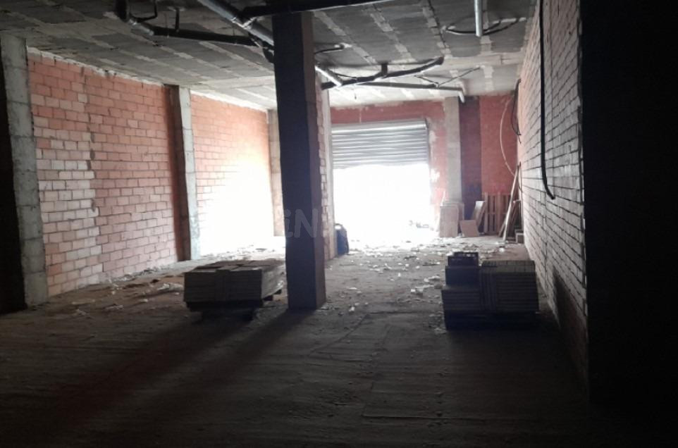 Local comercial 271m² en venta - Ciutat del Transport-La Sal - foto 5