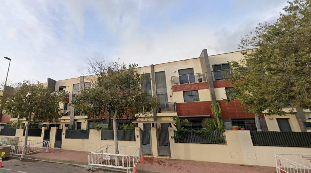 Adosado 4 habitaciones 325m² en venta - Lledó