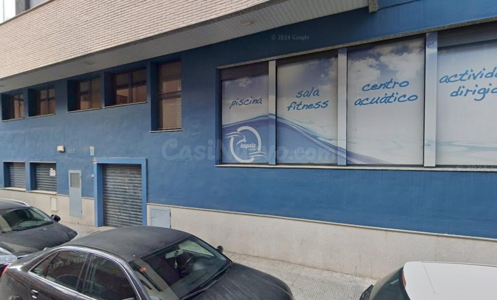 Local comercial 950m² en venta - Este - foto 2