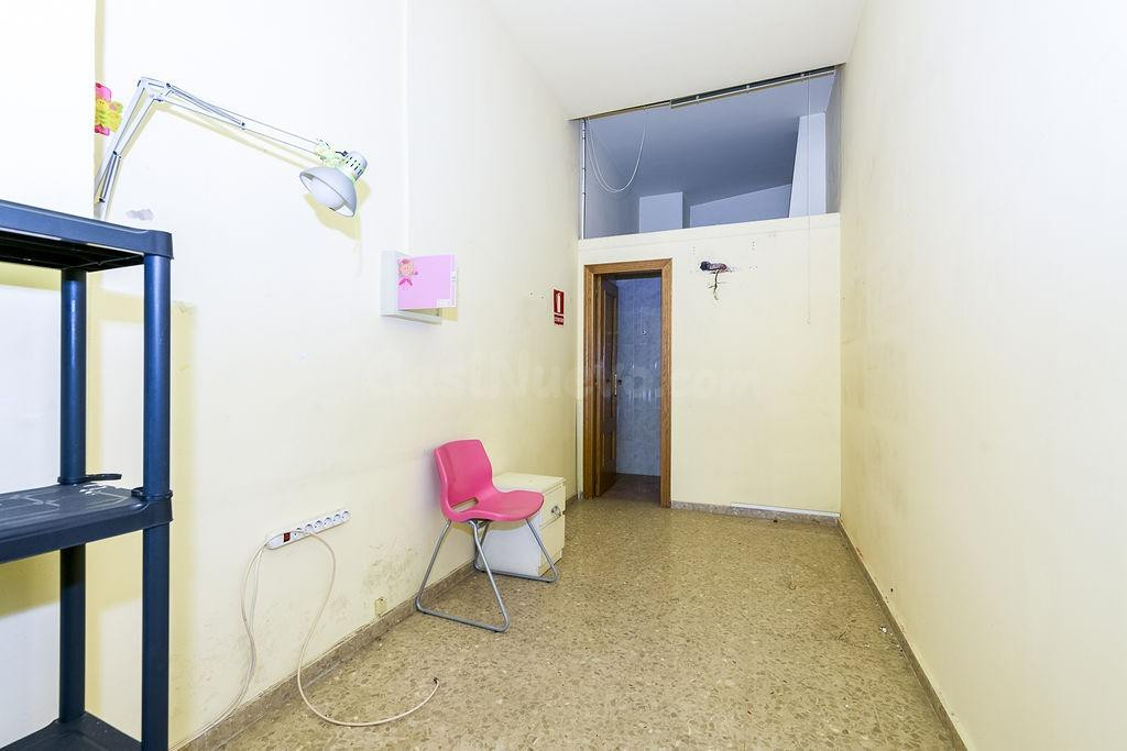 Local comercial 150m² en venta - Sur - foto 5
