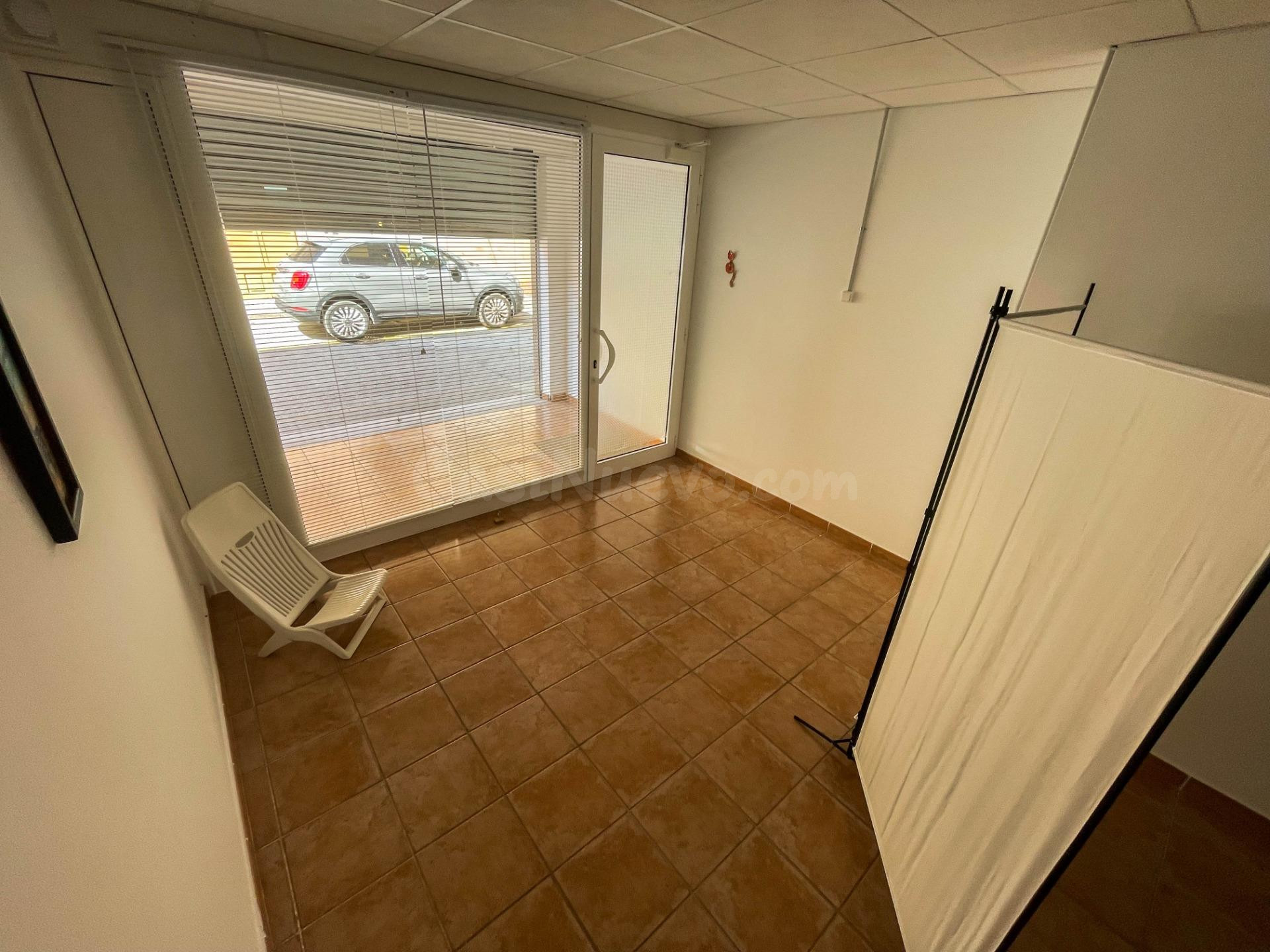 LOCAL EN VENTA EN EL CENTRO DE ELS HOSTALETS DE PIEROLA