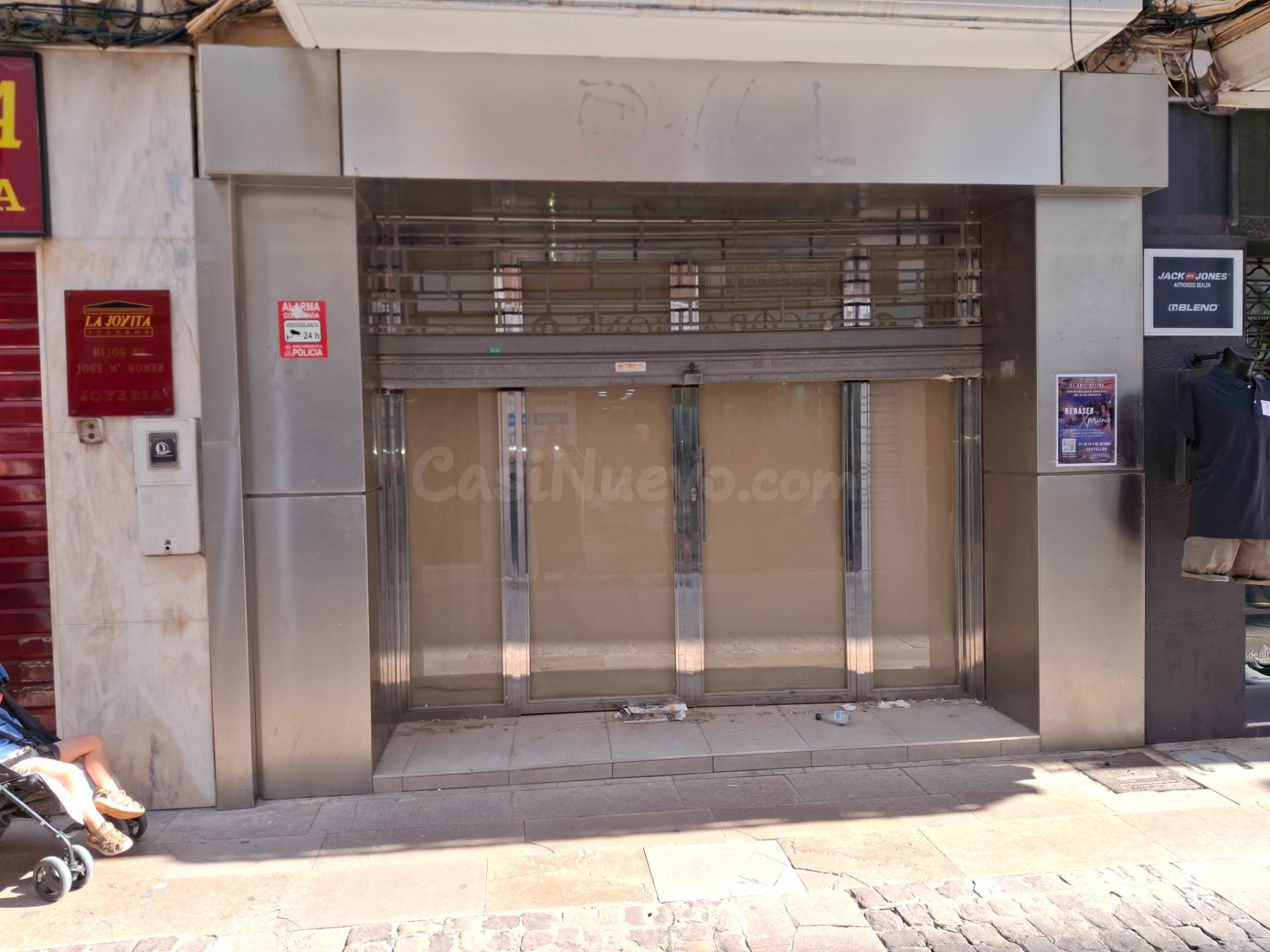 Local comercial 92m² en alquiler - Centro