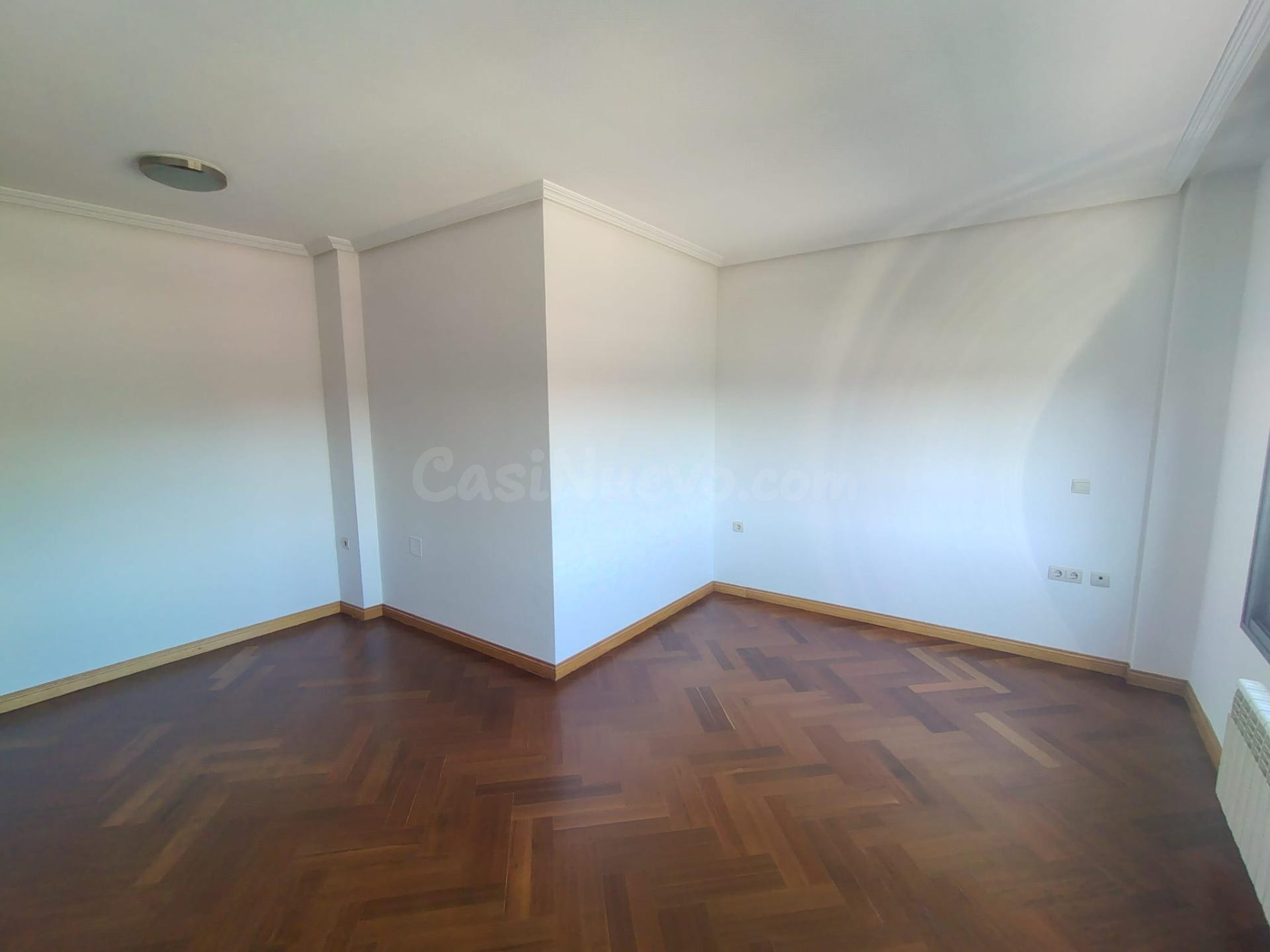 Piso en Alquiler VPO en Huerta del Rey - Oportunidad Única - foto 3