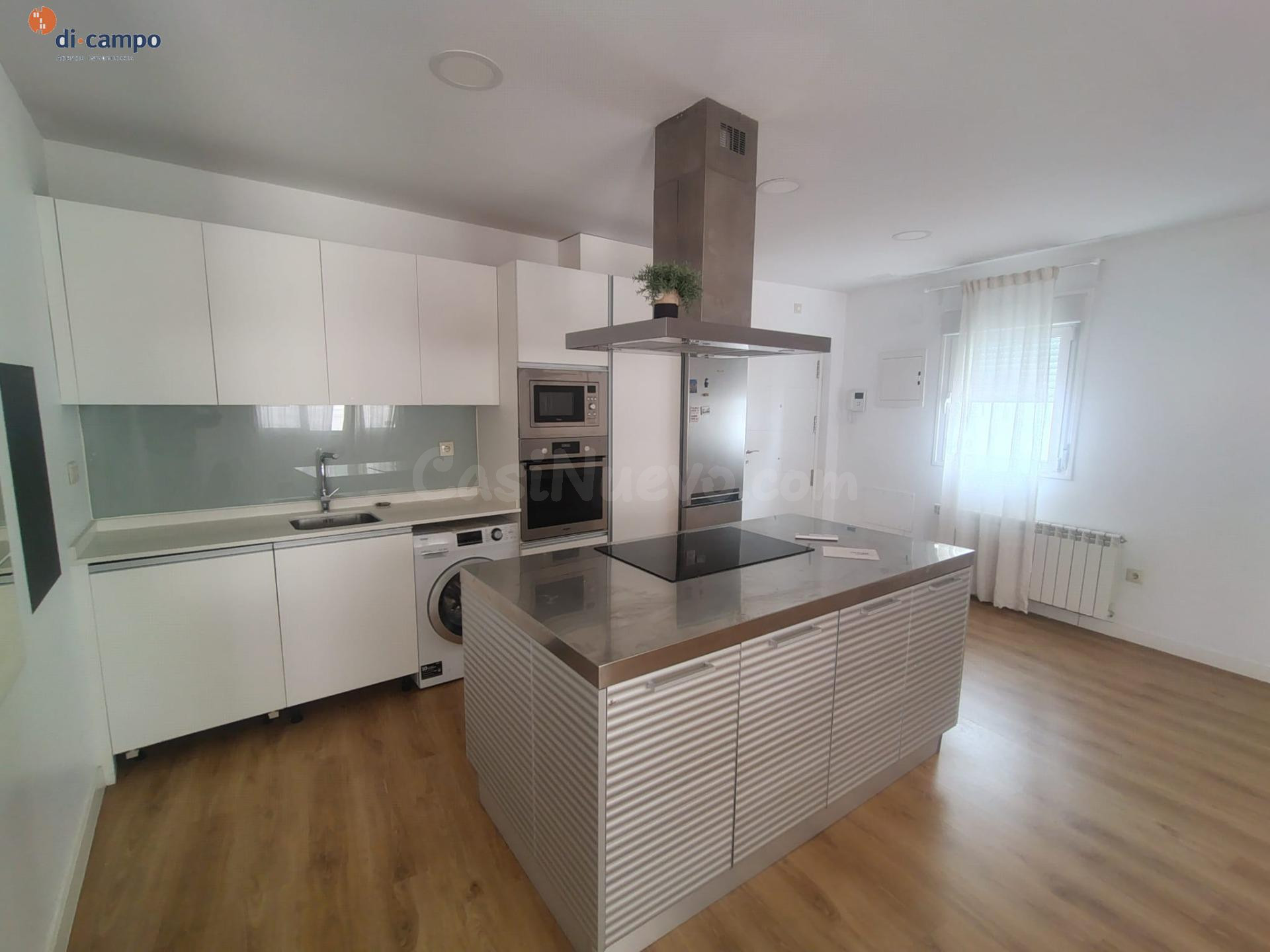 DUPLEX ALQUILER SIN MUEBLES, JUNTO PLAZA SAN MIGUEL. 3 DORMITORIOS, 2 BAÑOS. - foto 3