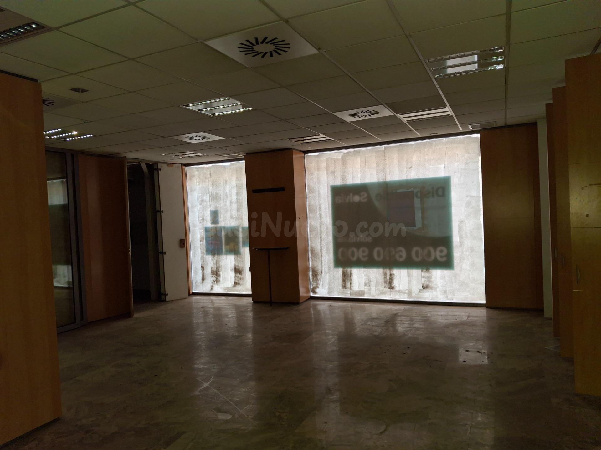 Local comercial en Avenida Valencia - foto 3