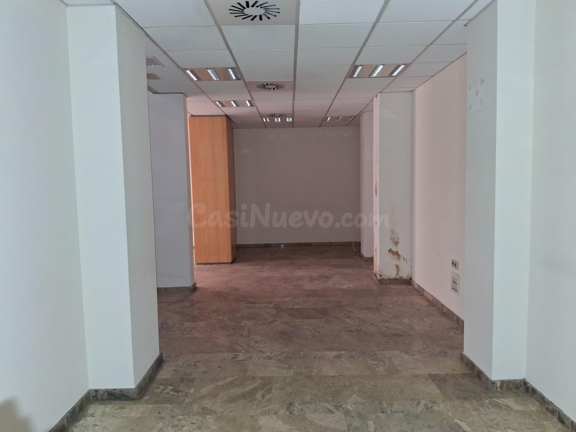 Local comercial en Avenida Valencia - foto 5