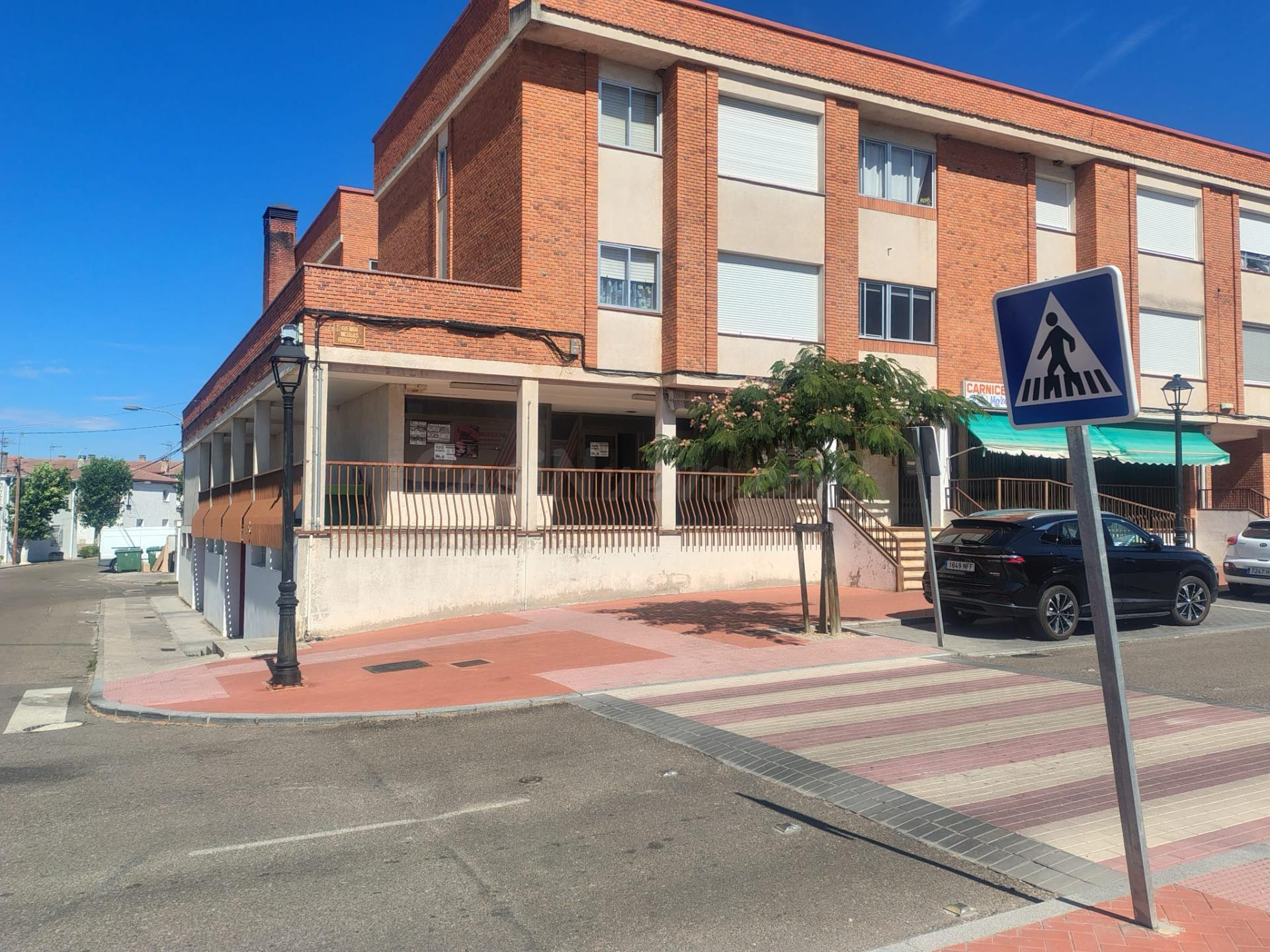 LOCAL EN VENTA, OLMEDO (VALLADOLID), 232 M2 CONSTRUIDOS - foto 4