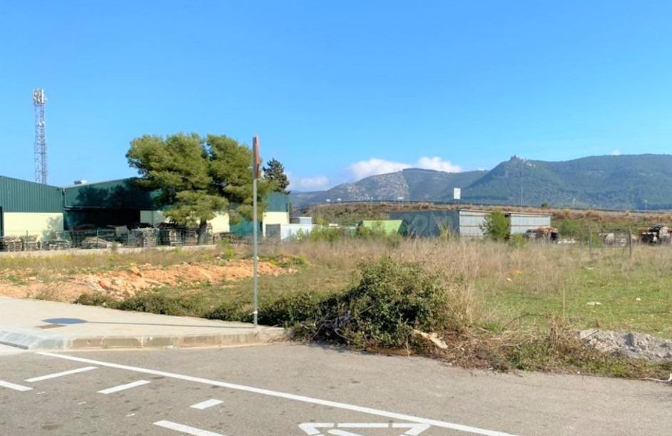 Terreno industrial 2248m² en venta - Costa del azahar - foto 2