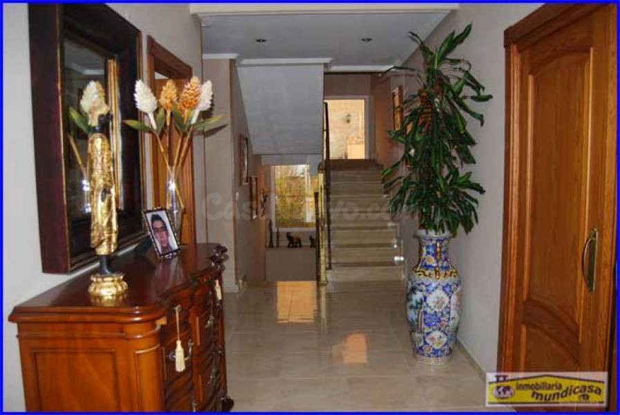 Espectacular chalet en venta en Montepinar - foto 5