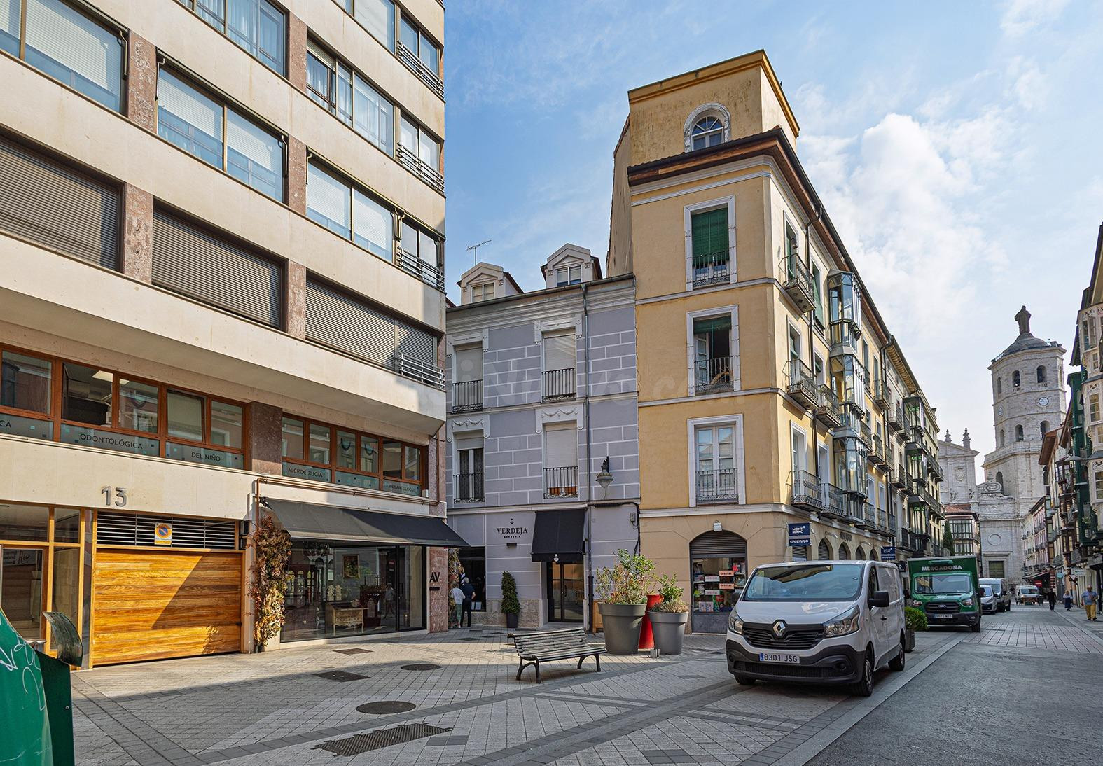 Espectacular y exclusiva propiedad de 260 m2 en la Calle Regalado, Valladolid - foto 2