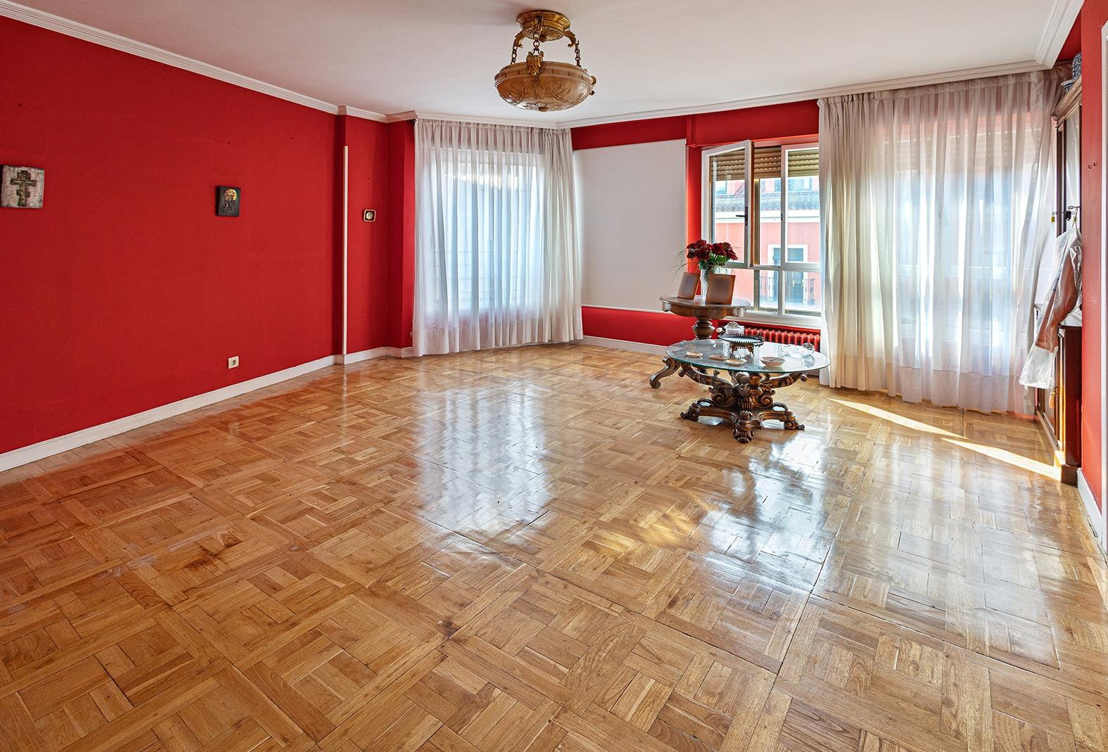 Espectacular y exclusiva propiedad de 260 m2 en la Calle Regalado, Valladolid - foto 3