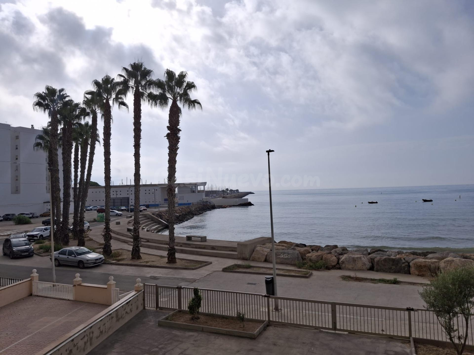 Piso con vistas al mar en Puerto Burriana