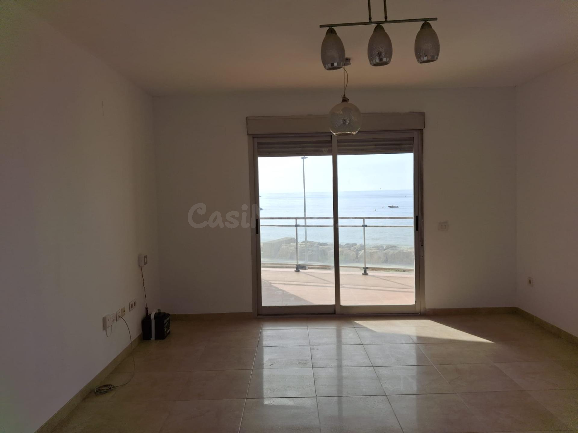 Piso con vistas al mar en Puerto Burriana - foto 3