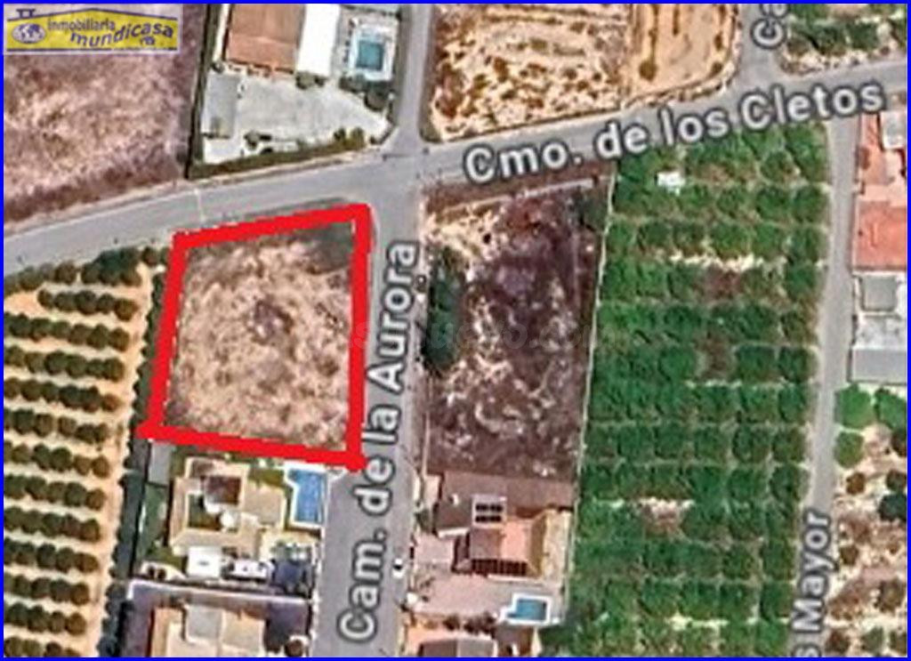 Amplio Solar en Santomera - Oportunidad Única