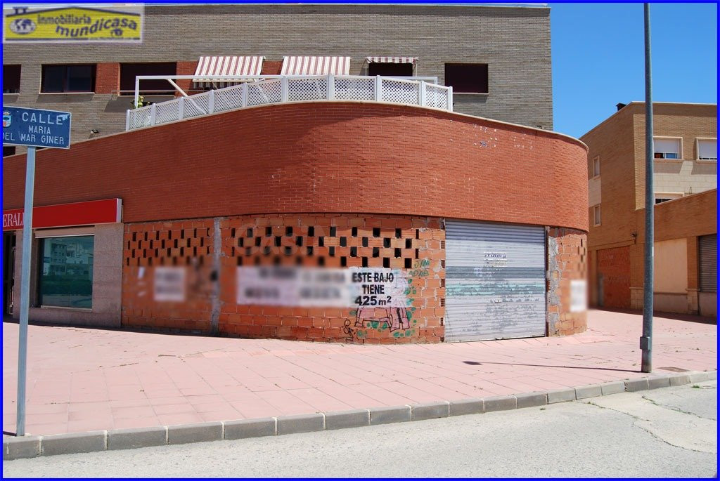 Amplio local comercial con fachada a carretera en Santomera - foto 3