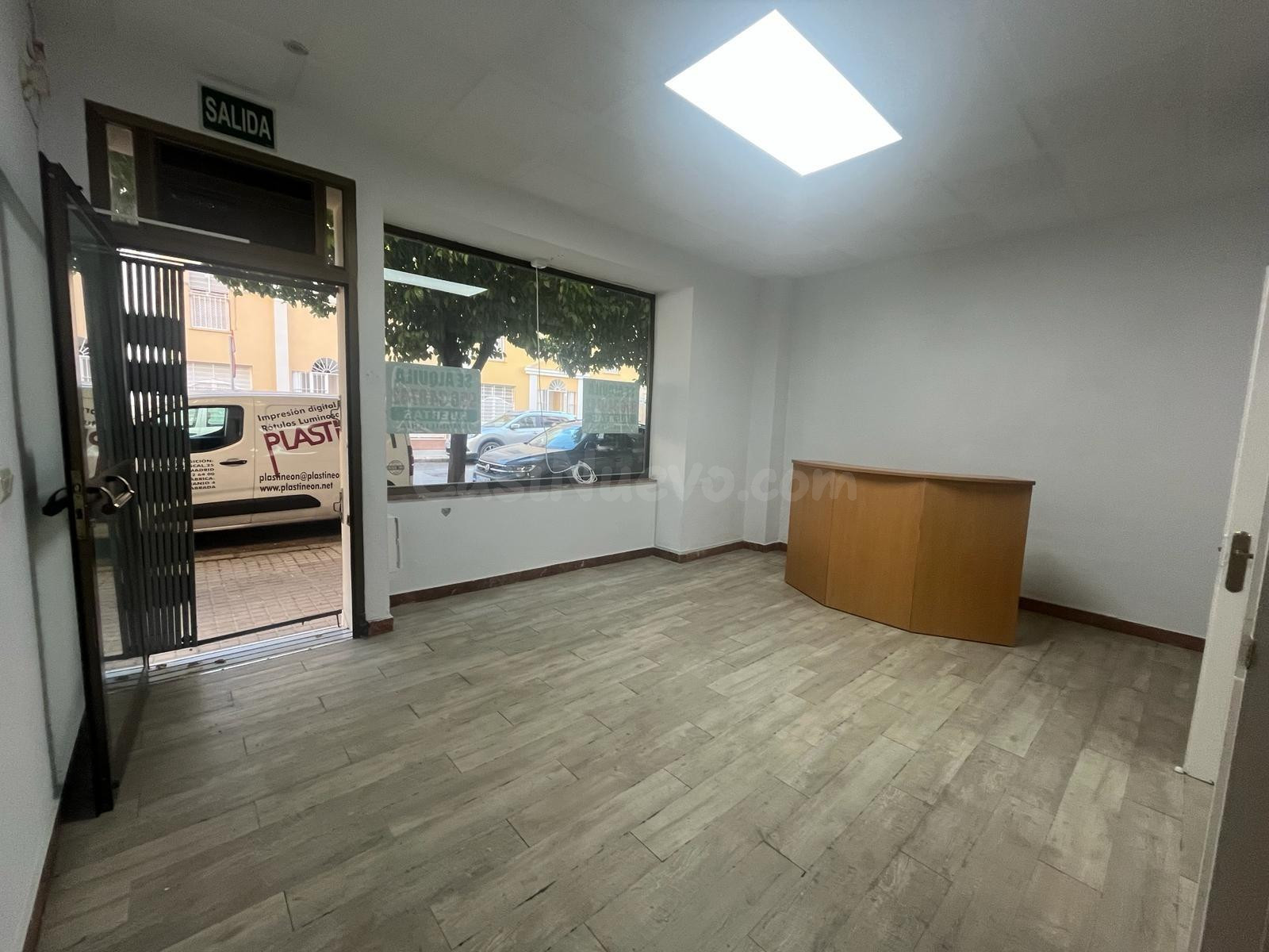 Local comercial en planta baja en Pio XII - foto 2