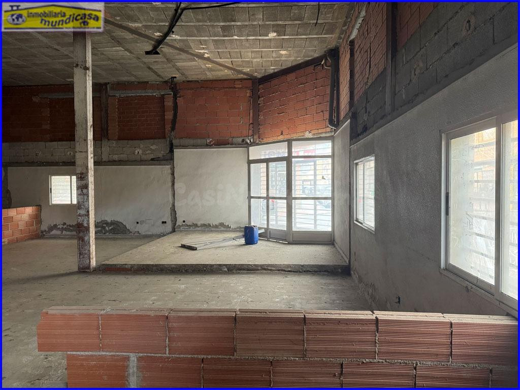 Amplio Local Comercial en el Corazón de Santomera - foto 5