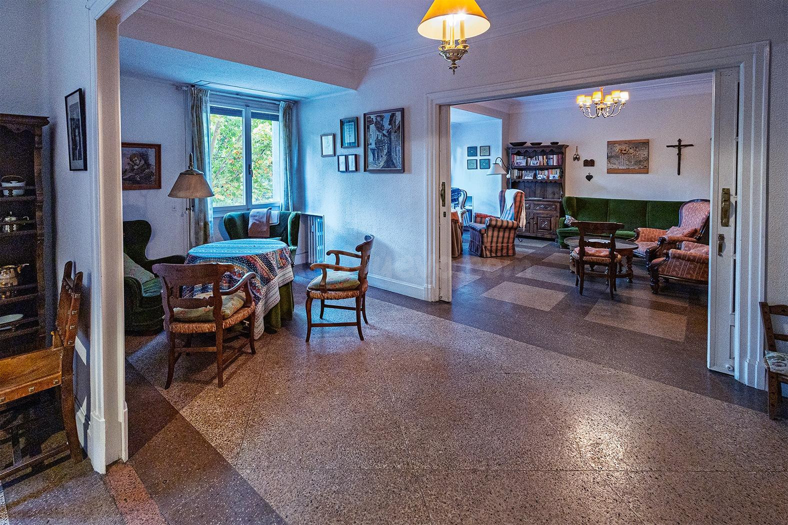 Oportunidad única en Paseo de Zorrilla! Gran piso de 200 m2 con garaje para reformar - foto 2