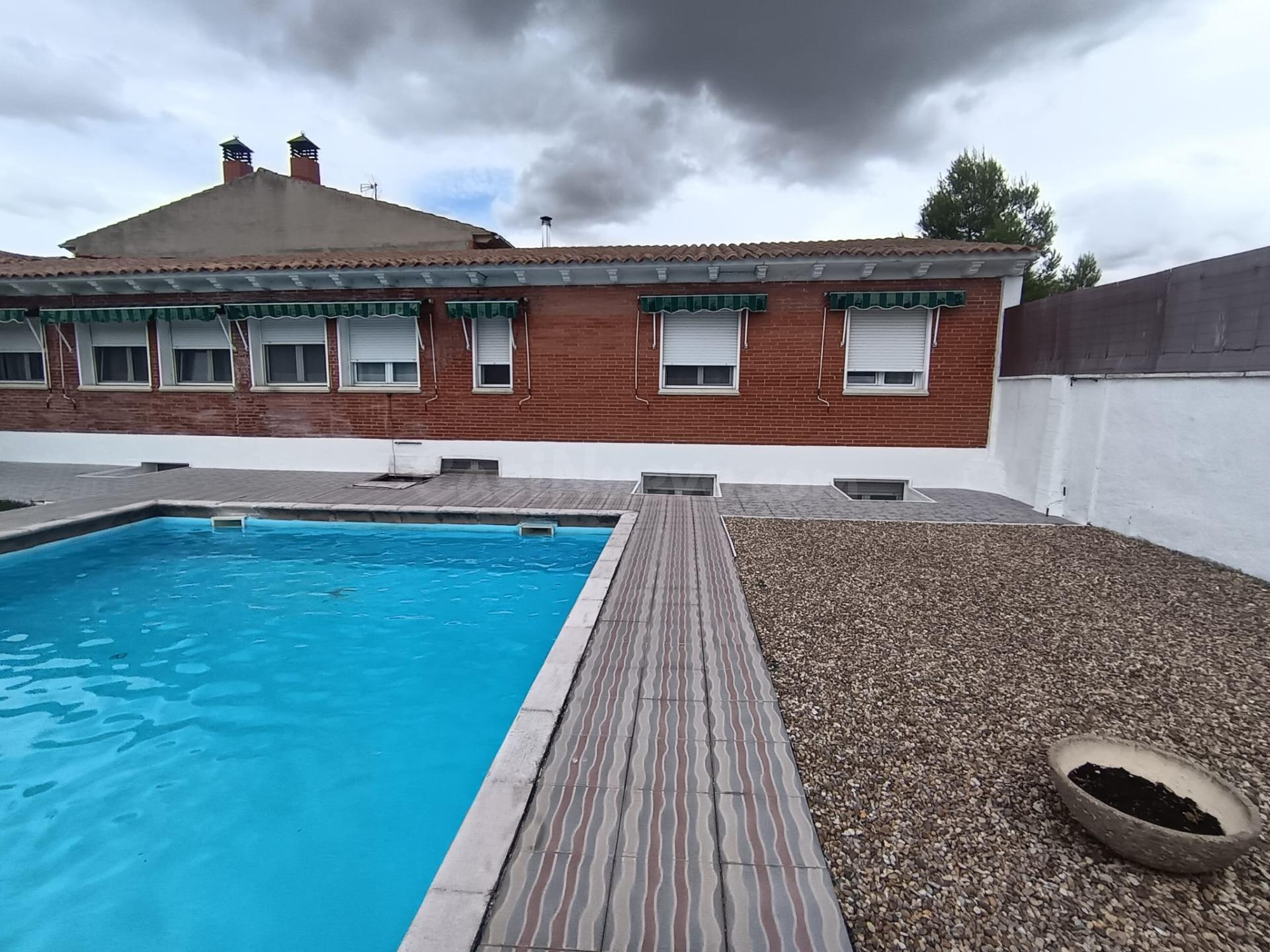 Exclusivo Chalet en Urbanización España - Viana de Cega por €309,000 - foto 3