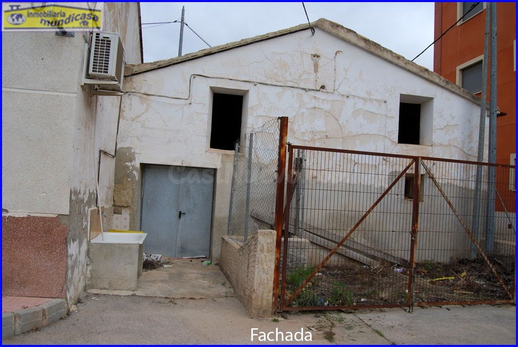 Se vende casa en el Esparragal con 260 m2 y una gran parcela - foto 2