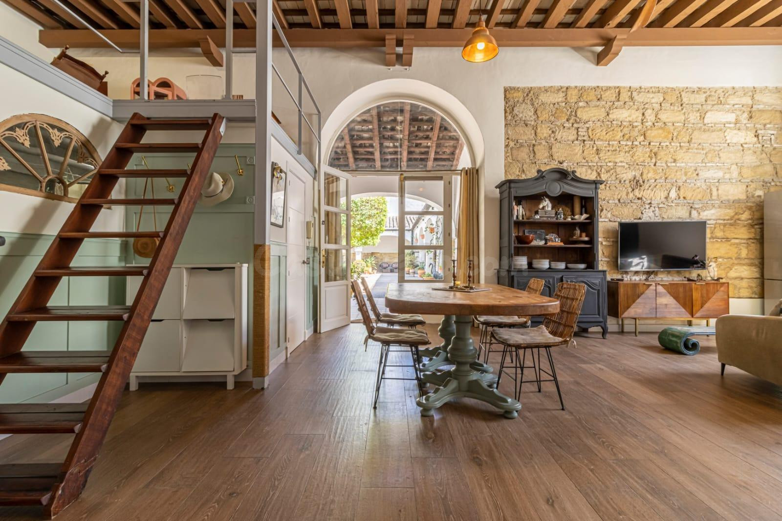 Exclusivo Loft Rehabilitado en el Corazón de Jerez