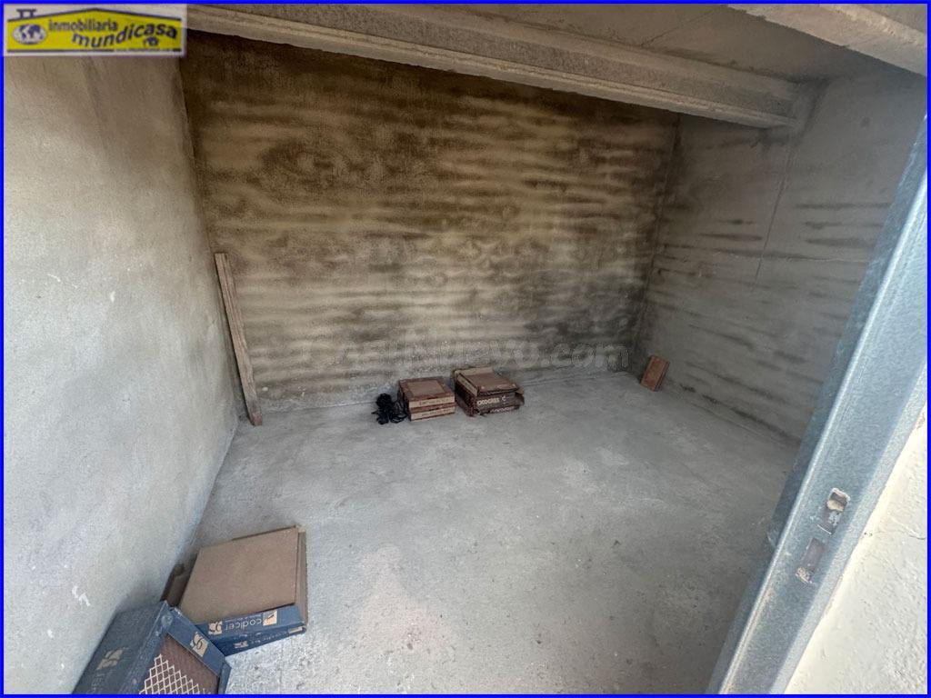 Oportunidad Única: Casa de Pueblo en Construcción con Amplio - foto 3