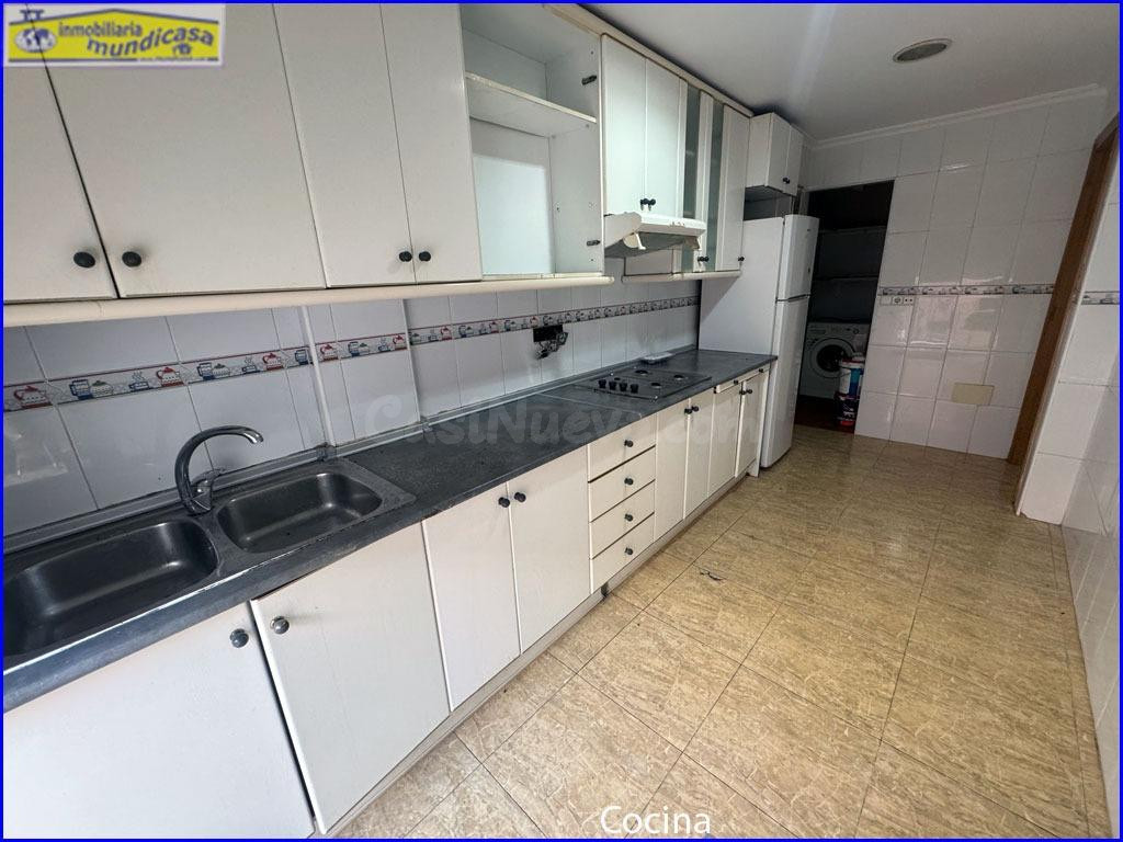 Amplio y Luminoso Piso en el Centro de Santomera por €120,00 - foto 3