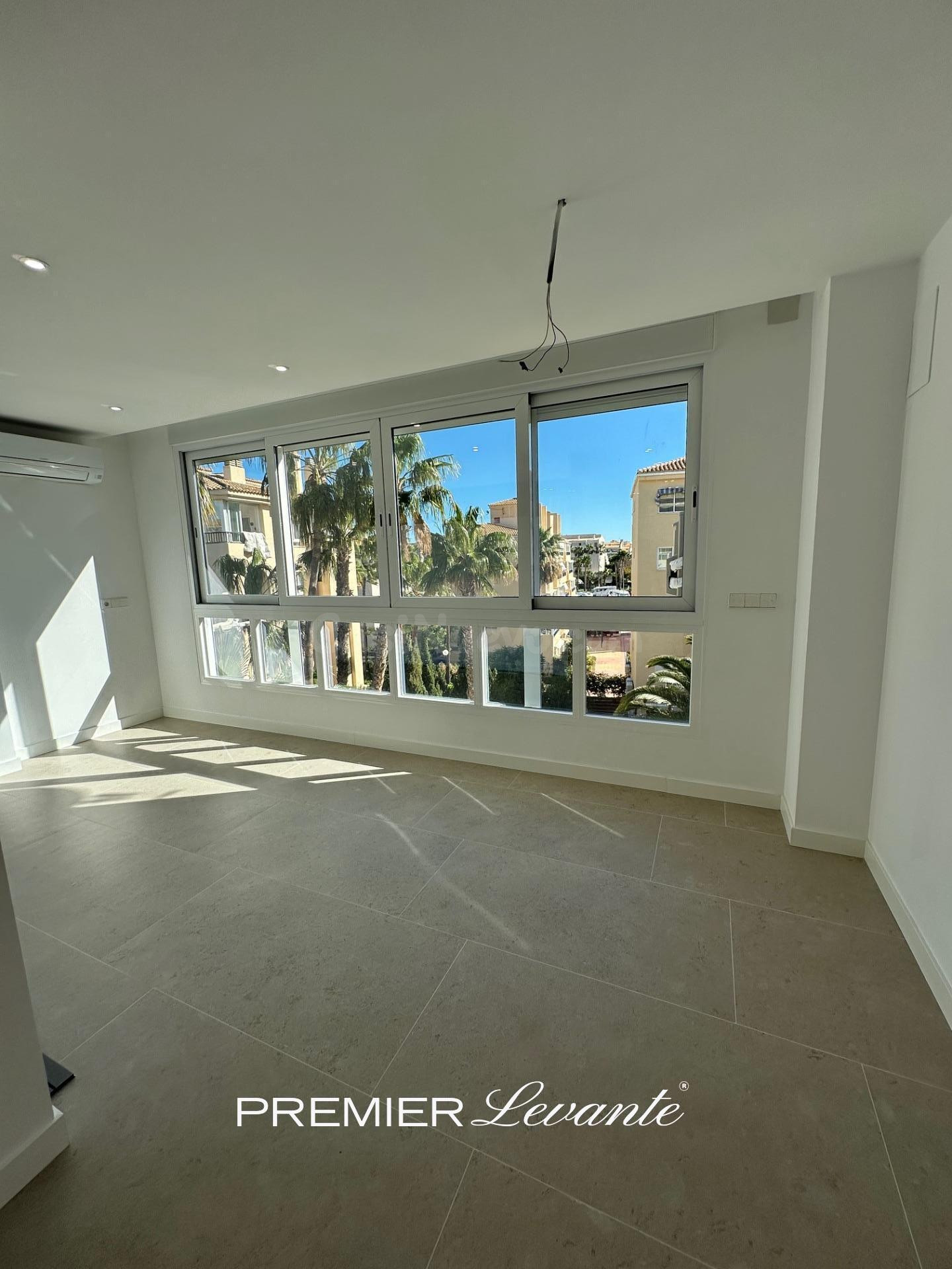 PISO EN EL ALBIR