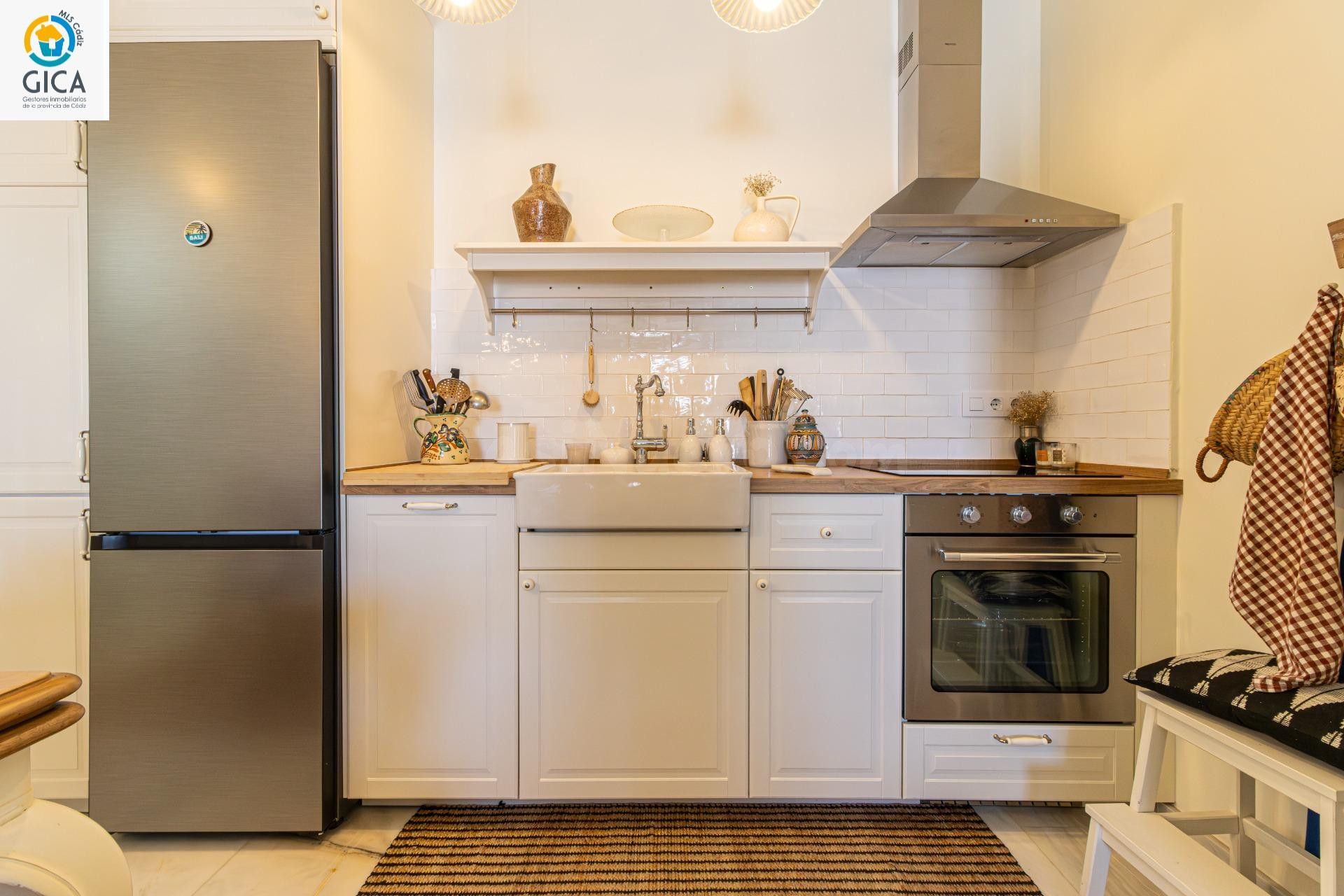 PRECIOSO APARTAMENTO DE 2024 EN EL CORAZÓN DE JEREZ - foto 3