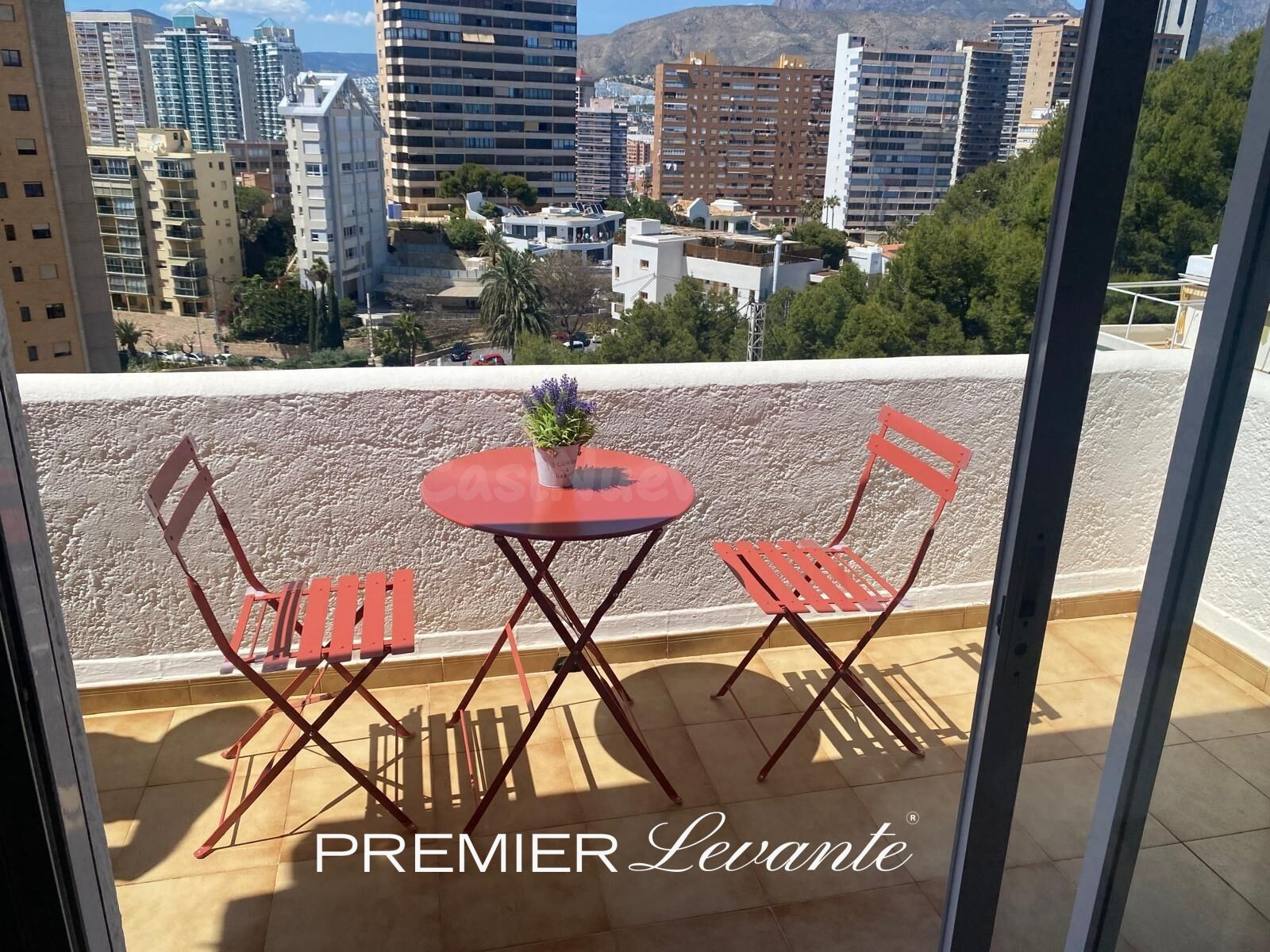 PISO REFORMADO EN BENIDORM - foto 4