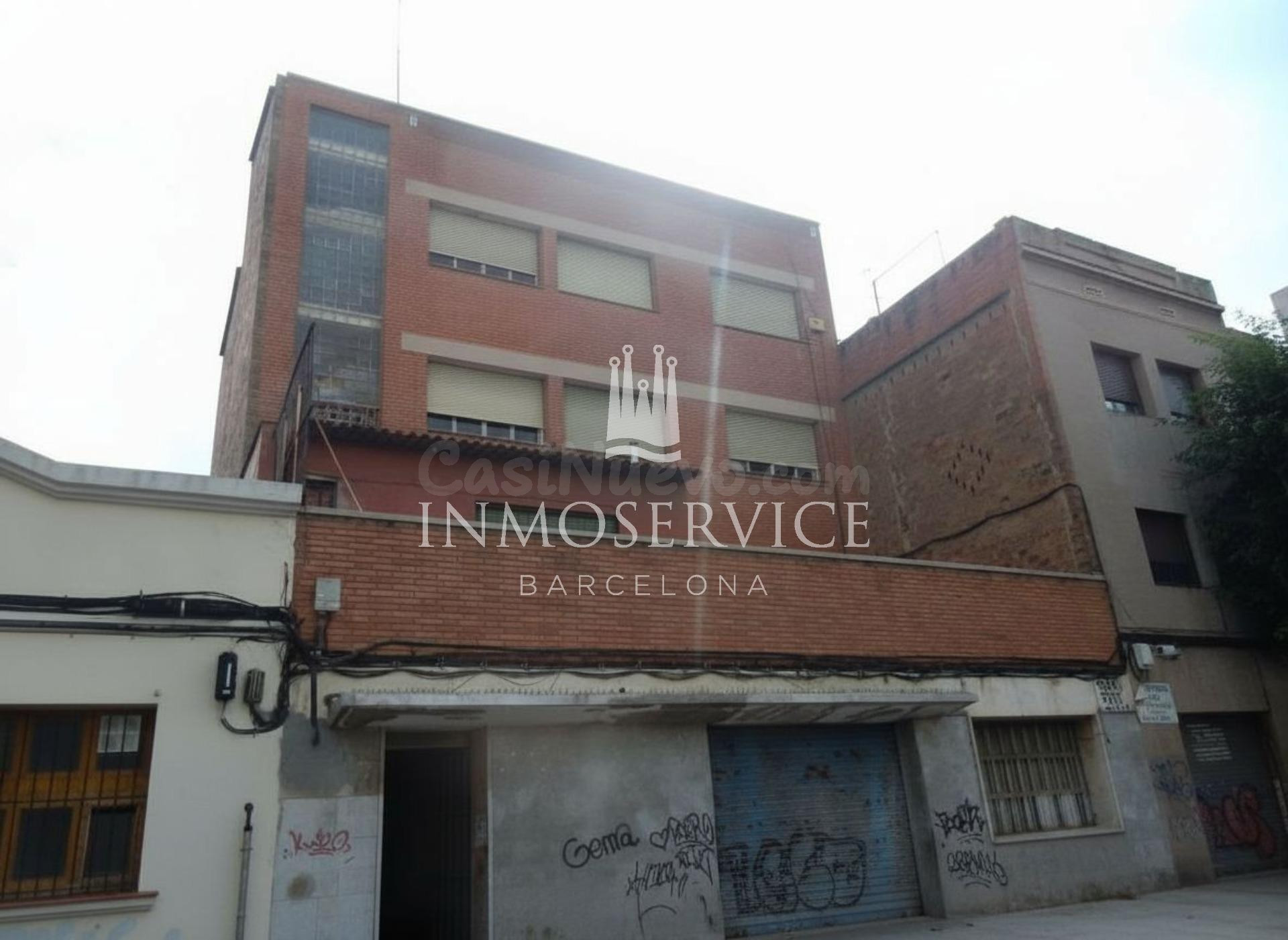 Local en zona en expansión - foto 2