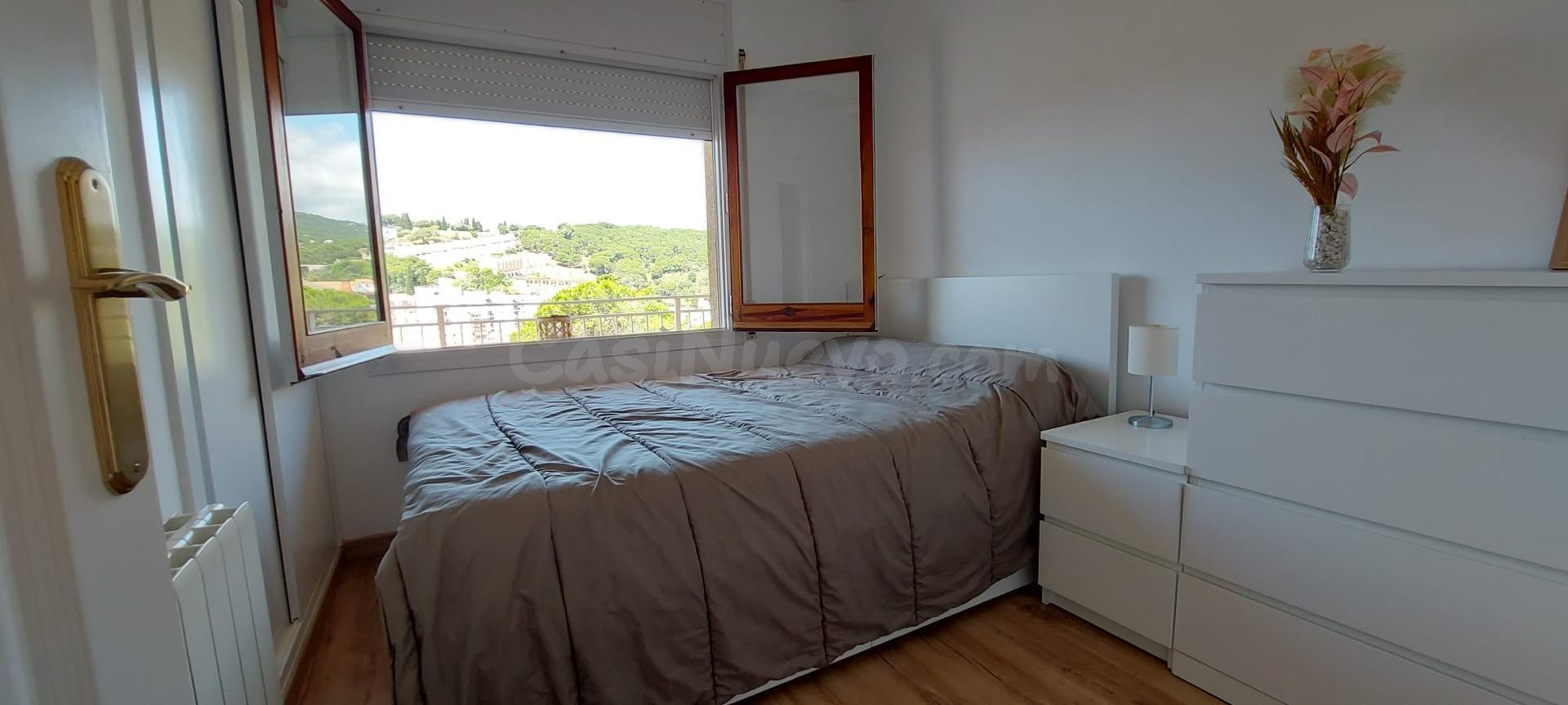 Zona tranquila con gran terraza - foto 4