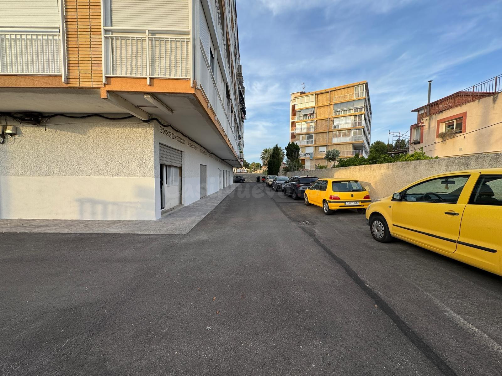 Amplio trastero de 23 m2 en planta baja, situado en  la zona de La Albufereta (Alicante).