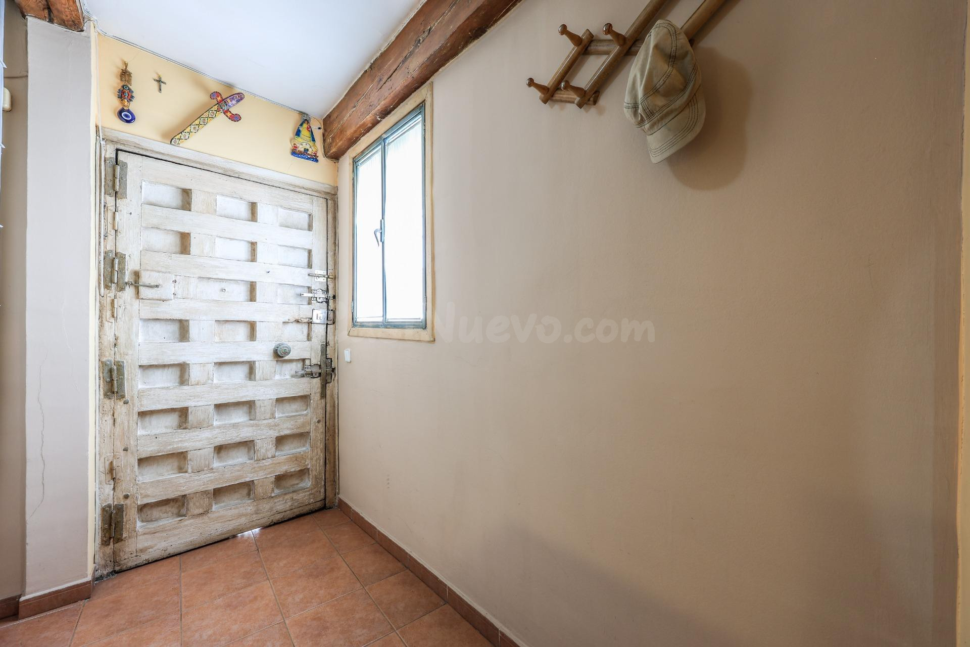 Piso con encanto, 2 balcones y vistas a la Plaza de Tirso de Molina – Centro - foto 3