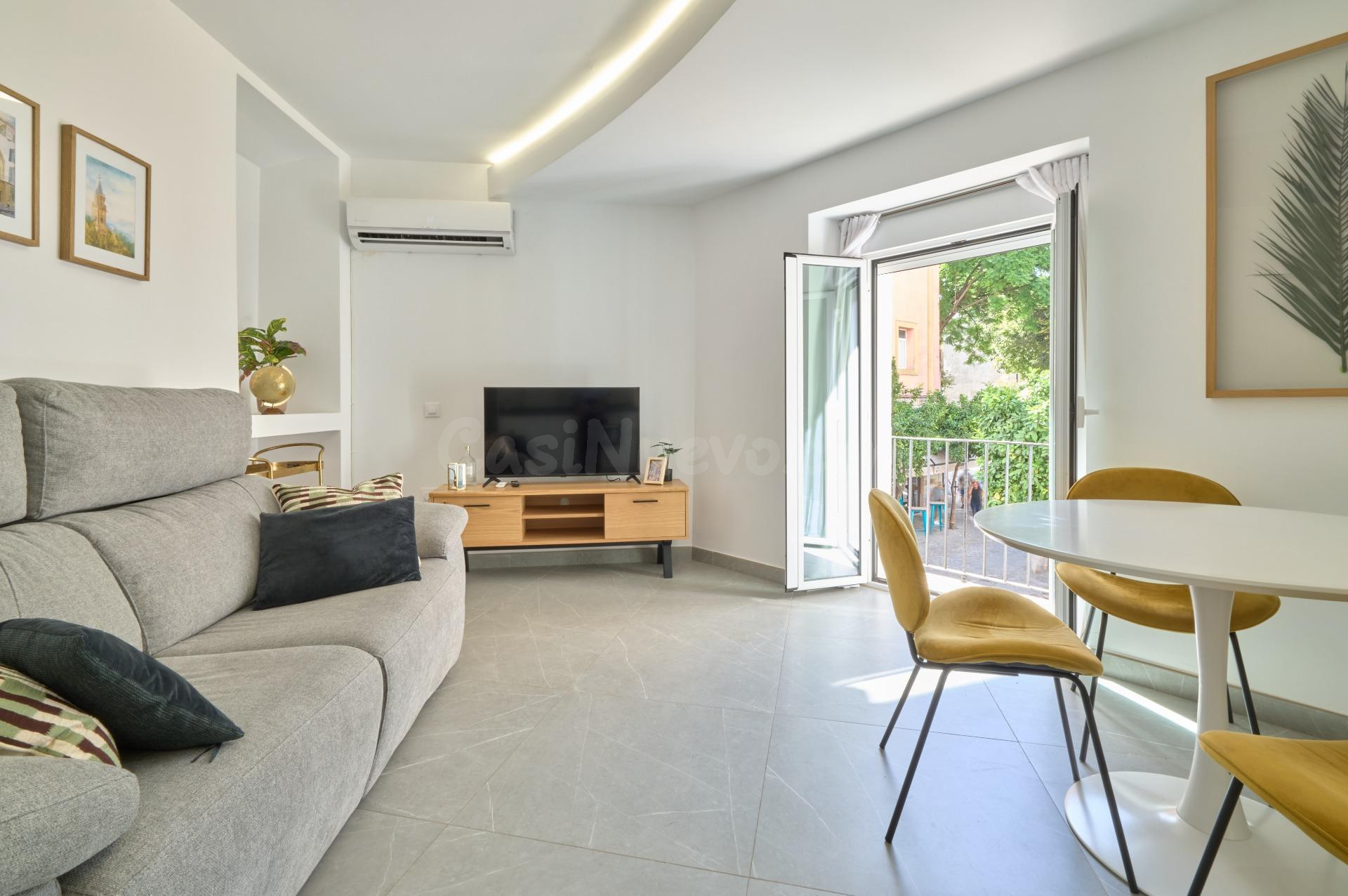 JOYA en C/ Francos, Jerez centro! Reforma PREMIUM 2025, licencia turística 4 plazas transferible. 4 miradores + balcón a Plateros. ¡Rentabiliza desde el 1er día!