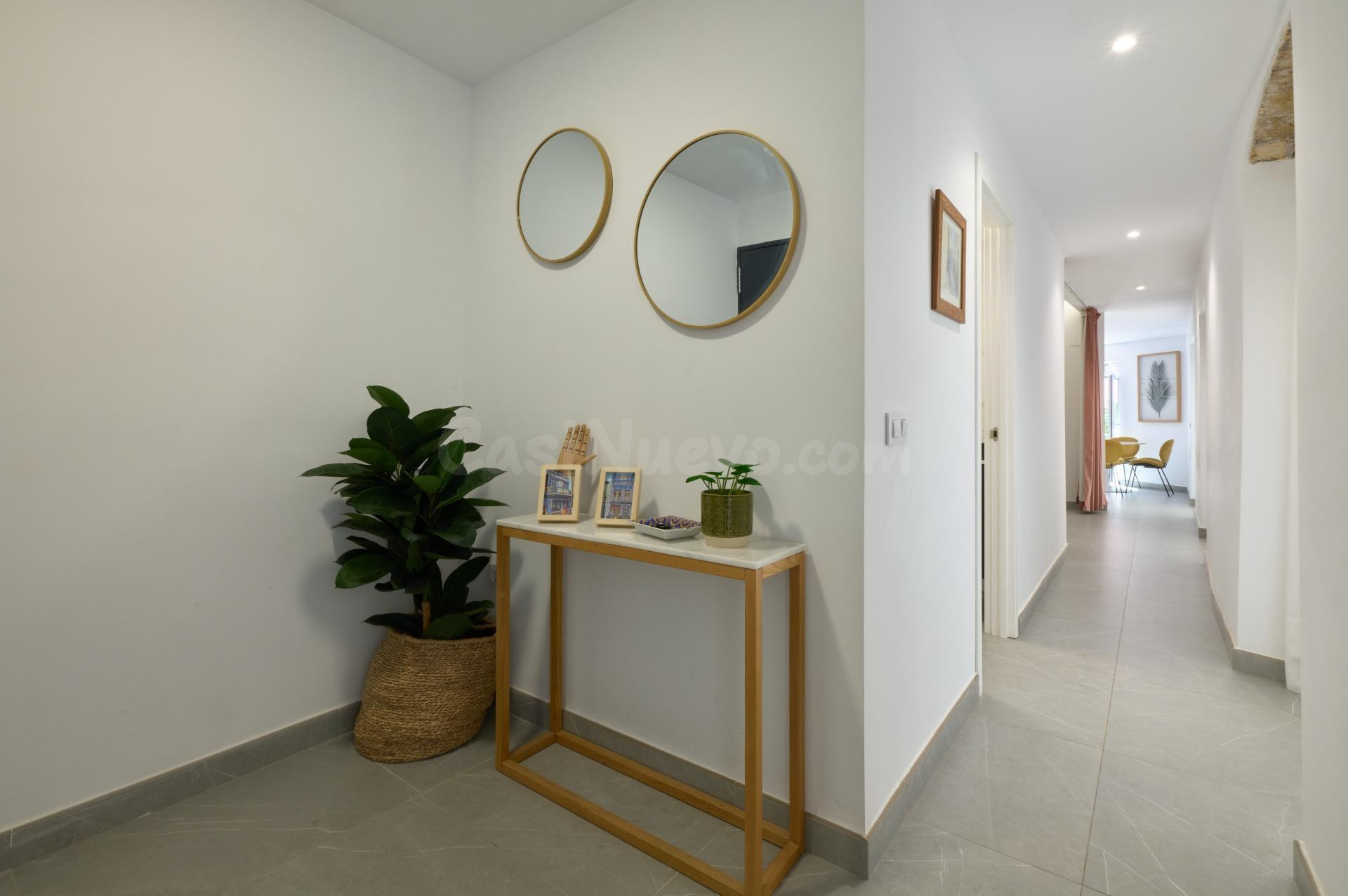 JOYA en C/ Francos, Jerez centro! Reforma PREMIUM 2025, licencia turística 4 plazas transferible. 4 miradores + balcón a Plateros. ¡Rentabiliza desde el 1er día! - foto 4