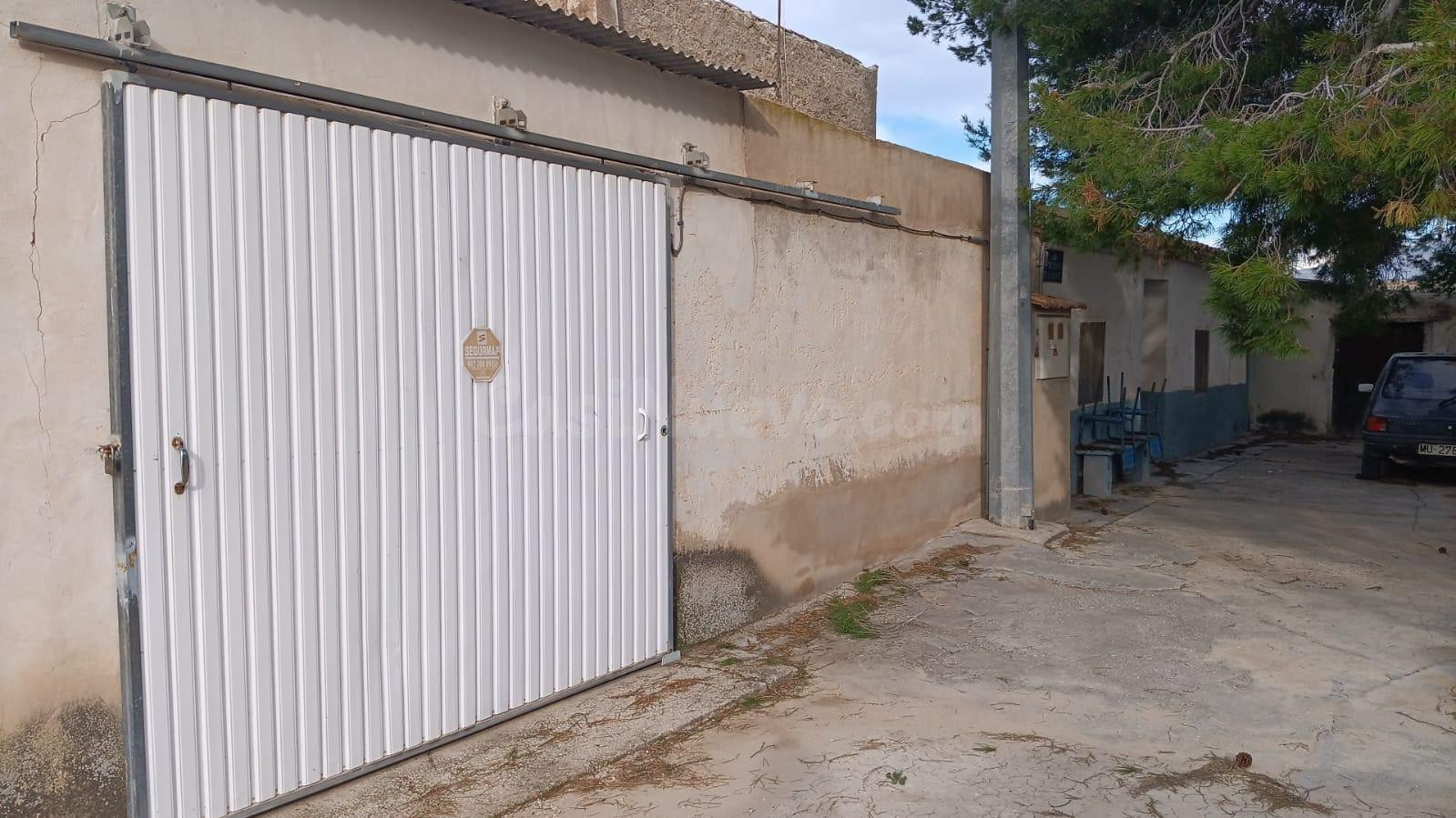 SE VENDE CASA PARA REFORMAR - foto 2