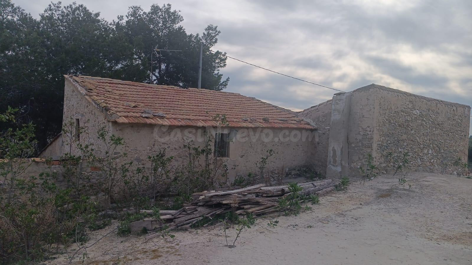 SE VENDE CASA PARA REFORMAR - foto 3